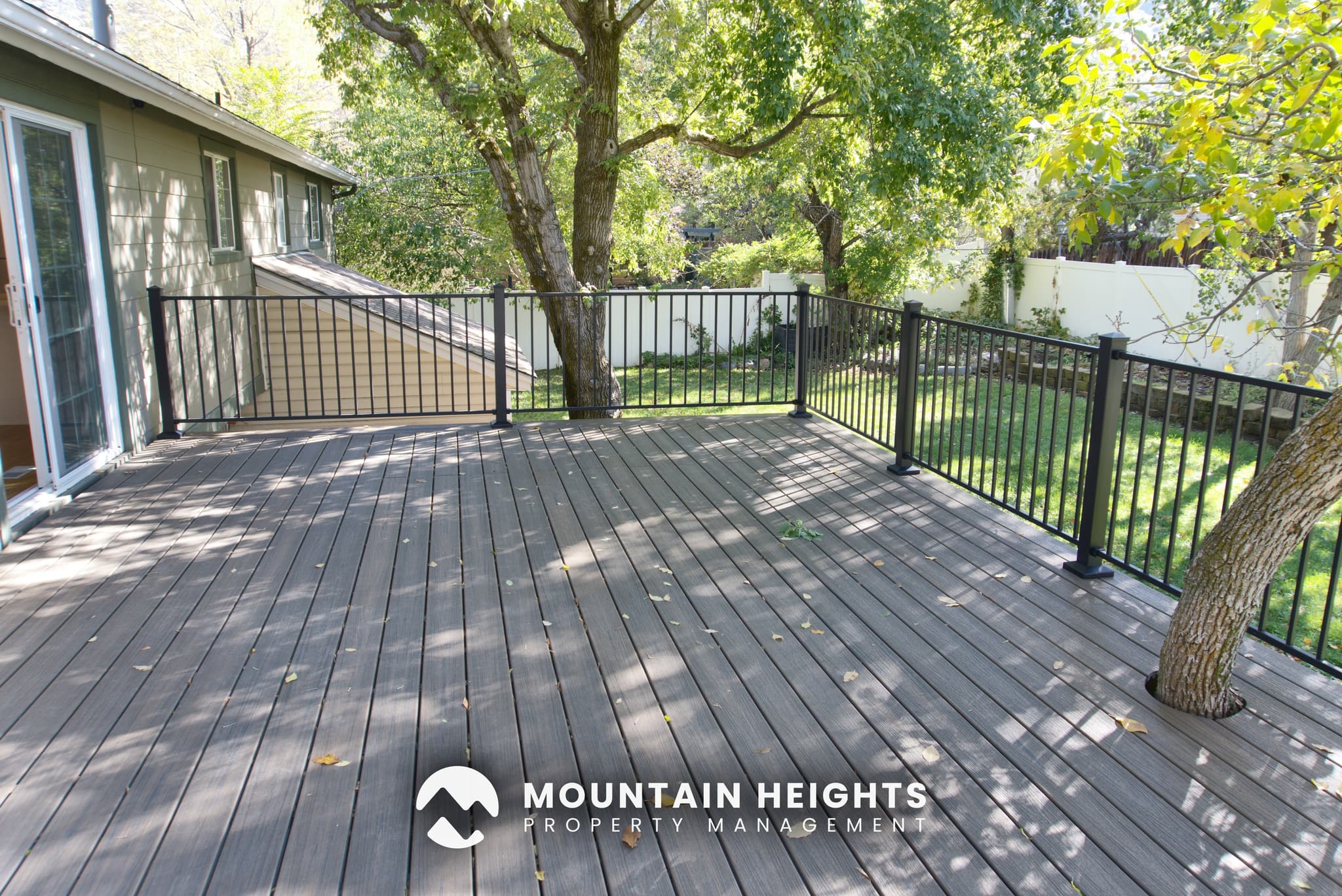 Sandy House: 3462 E Greenhills Dr