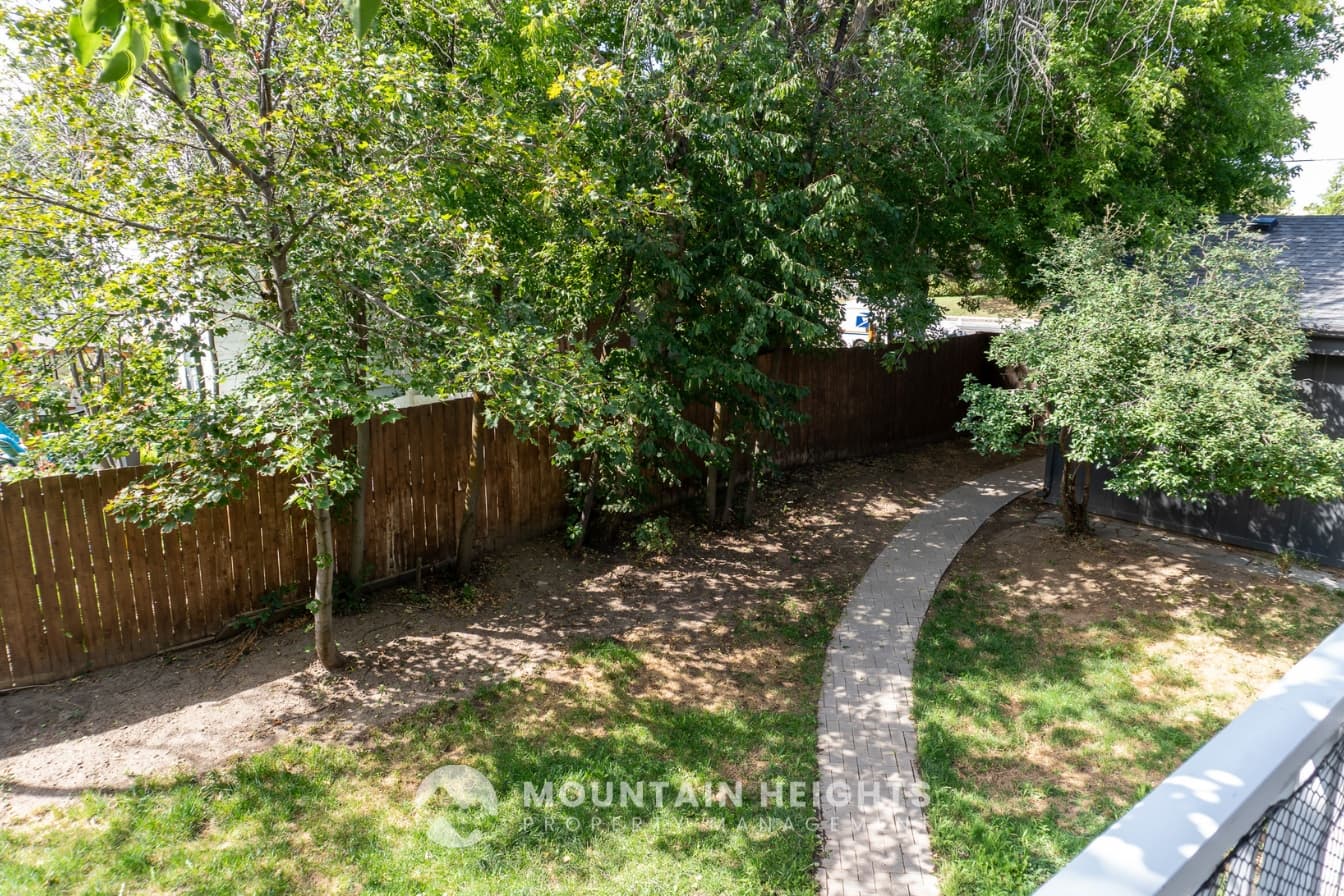 Salt Lake City House: 3516 E Summer Oaks Cir