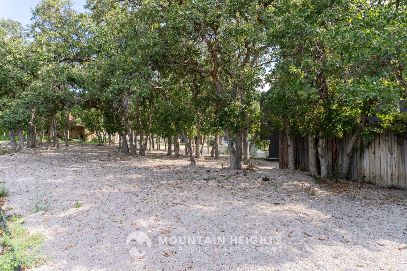 Salt Lake City House: 3516 E Summer Oaks Cir