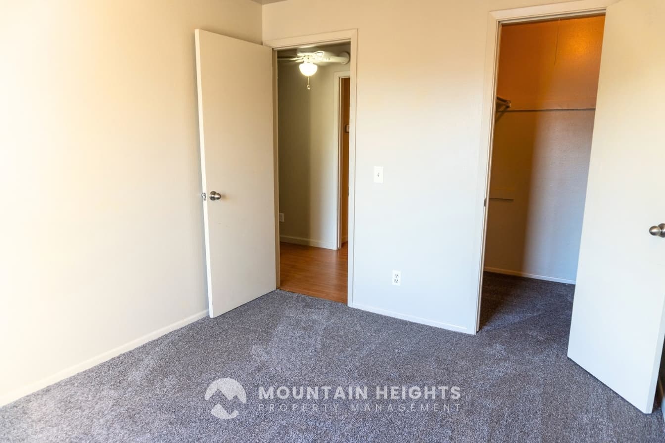 Salt Lake City Condo: 415 E Creekside Cir