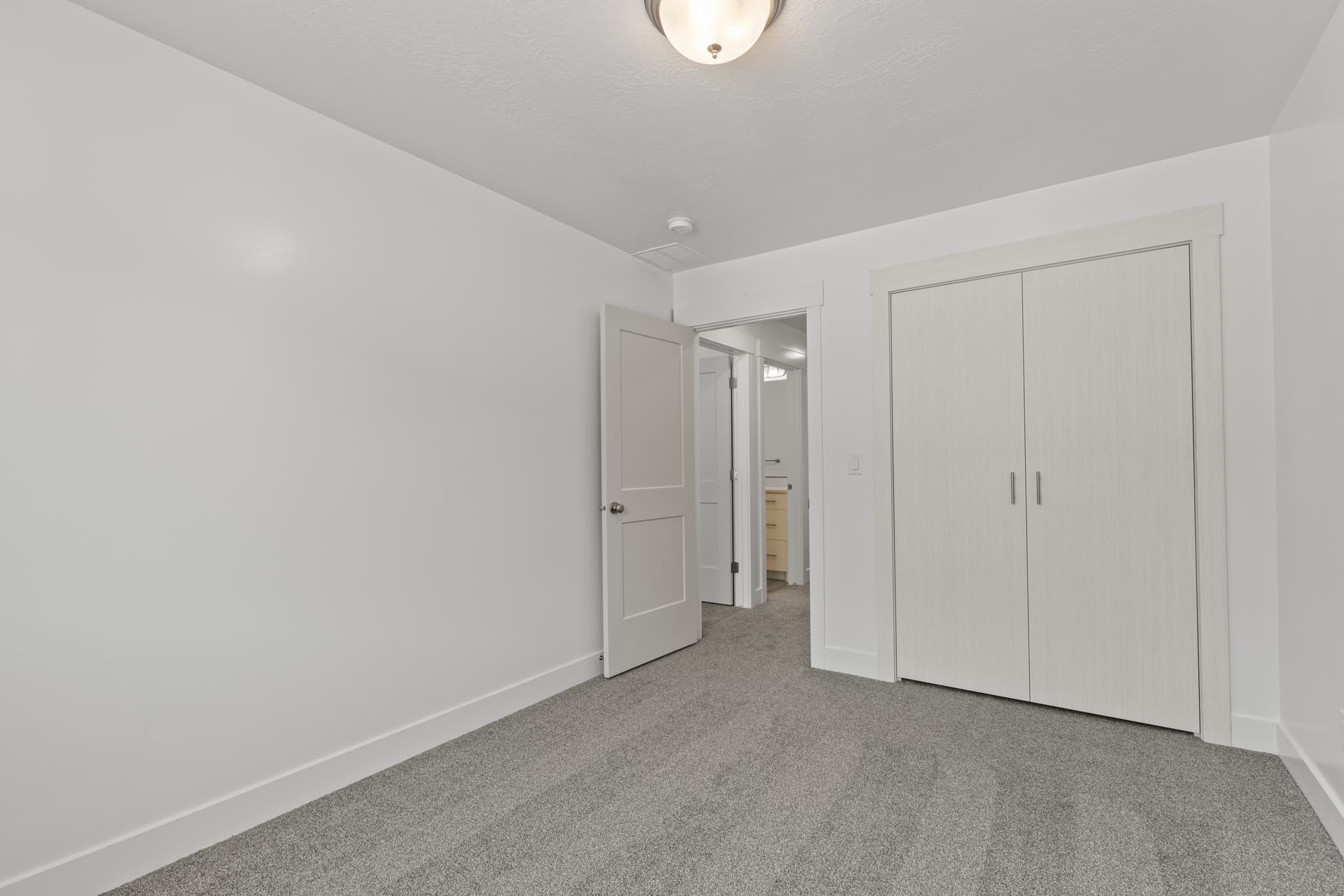 Logan Townhome: 3380 S 1010 W