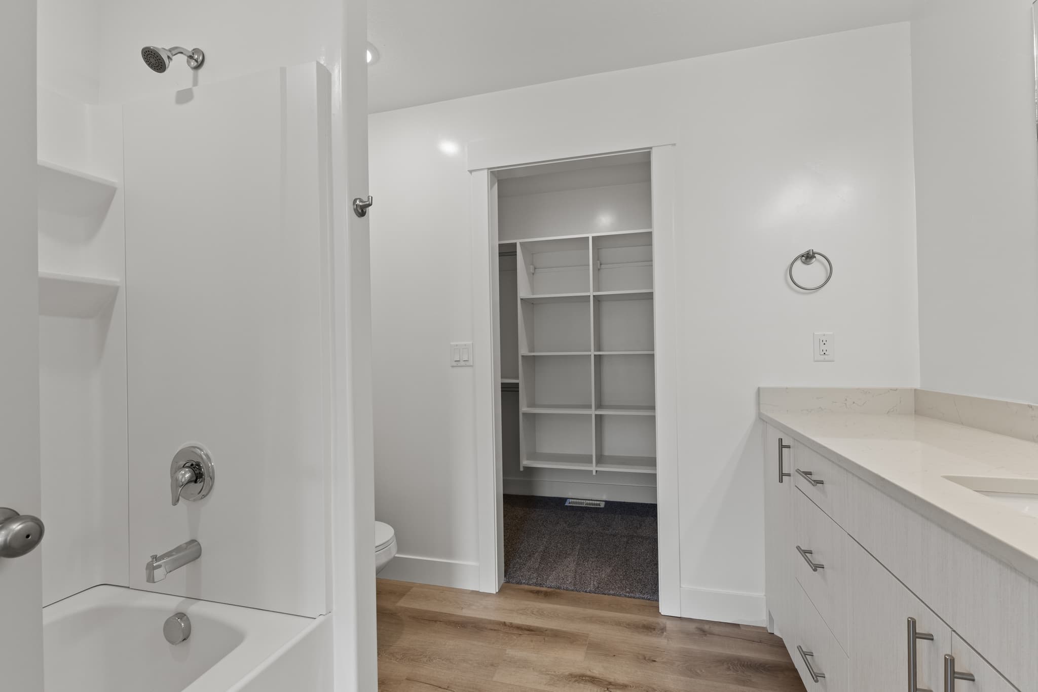 Logan Townhome: 3380 S 1010 W