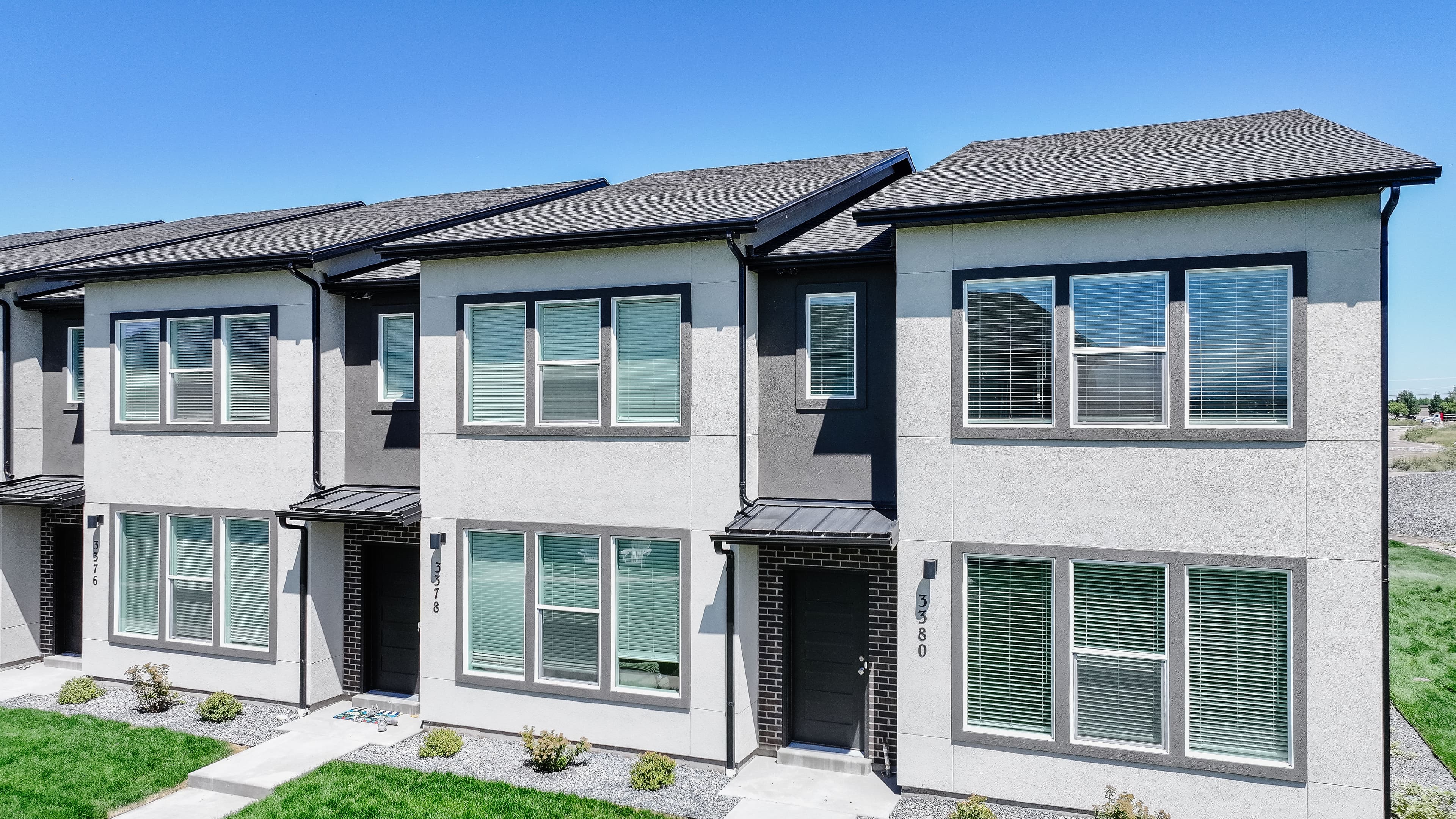 Logan Townhome: 3380 S 1010 W