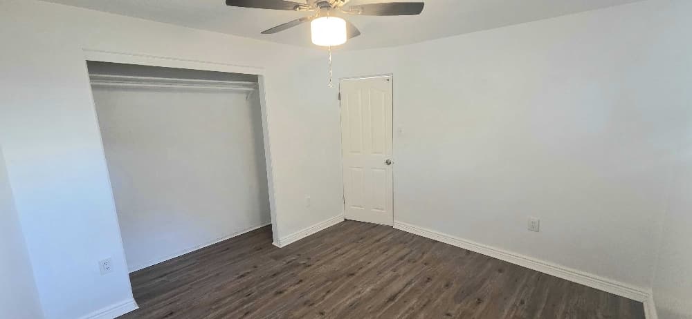 Draper Townhome: 13413 S Minuteman Dr