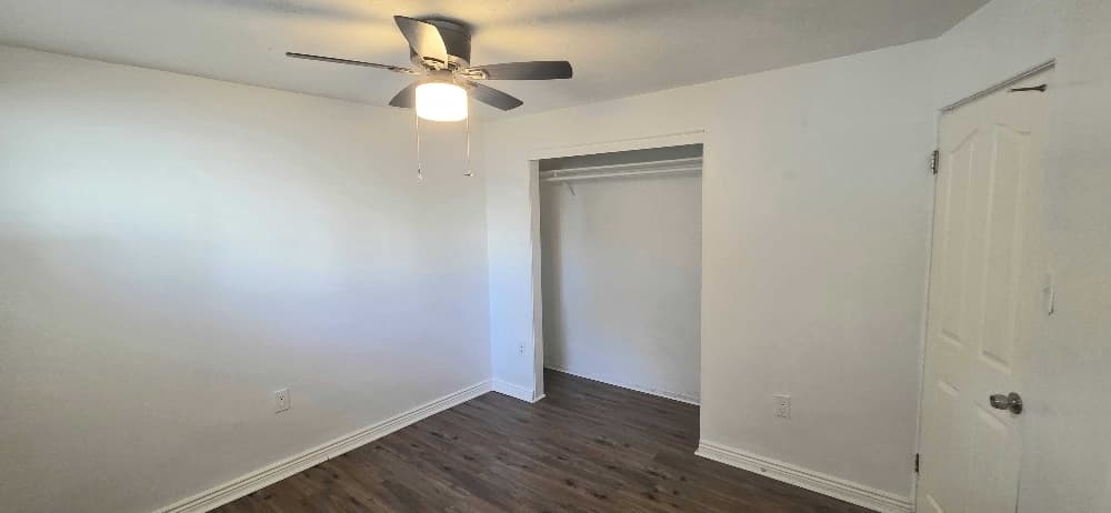 Draper Townhome: 13413 S Minuteman Dr