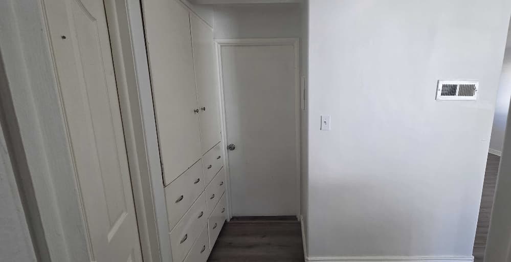 Draper Townhome: 13413 S Minuteman Dr