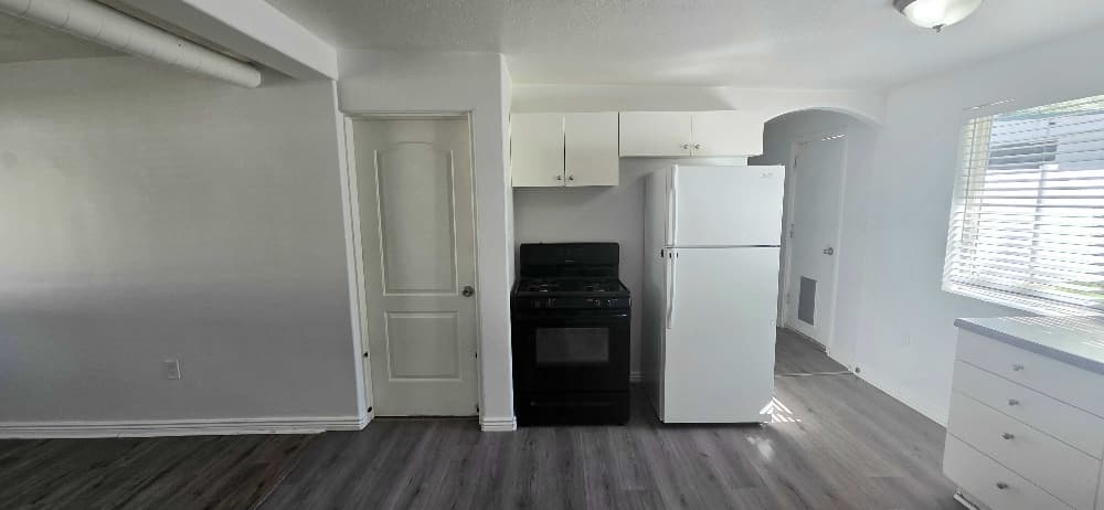 Draper Townhome: 13413 S Minuteman Dr