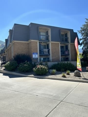 Salt Lake City Apartment: 1599 S Foothill Dr
