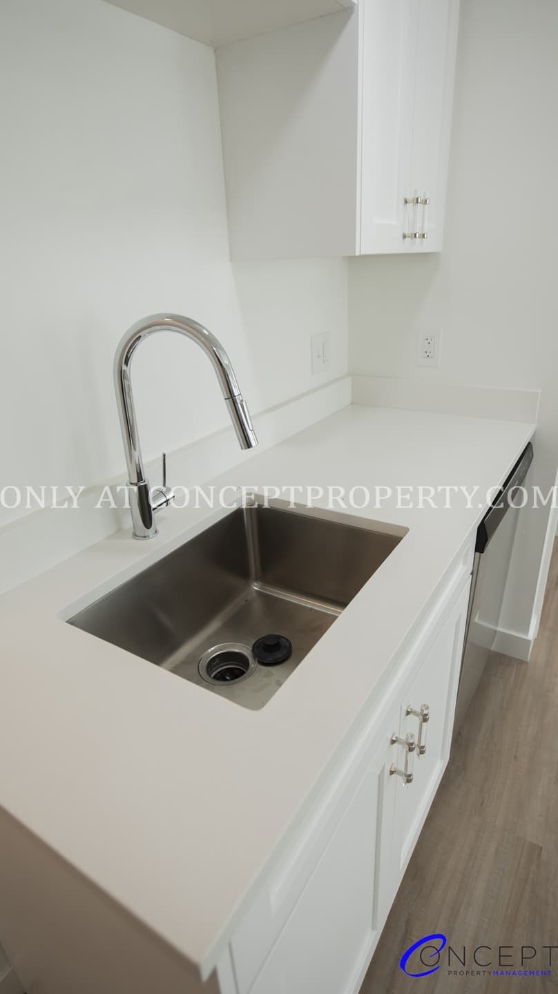 Salt Lake City Apartment: 2015 S 200 E