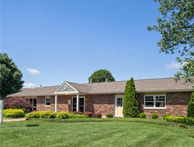 Evansville Apartment: 200 Kimber Ln