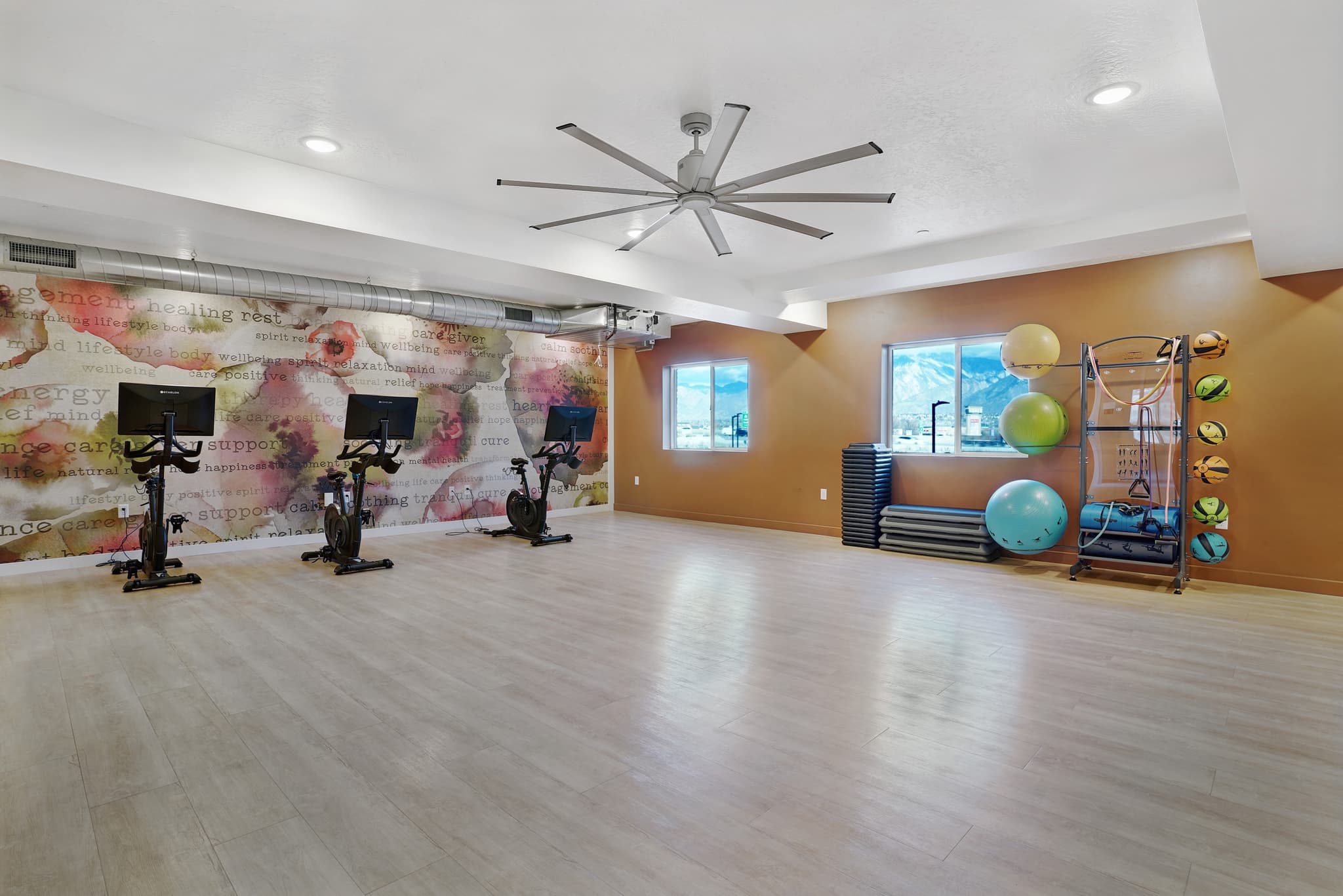 Draper Apartment: 12358 S Pony Express Rd