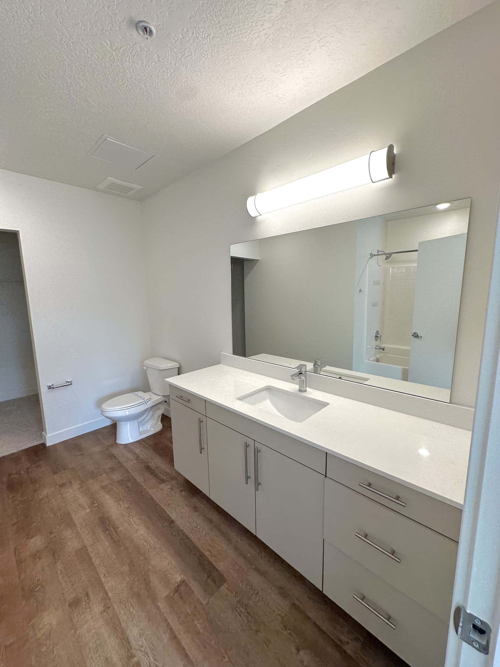Draper Apartment: 12358 S Pony Express Rd