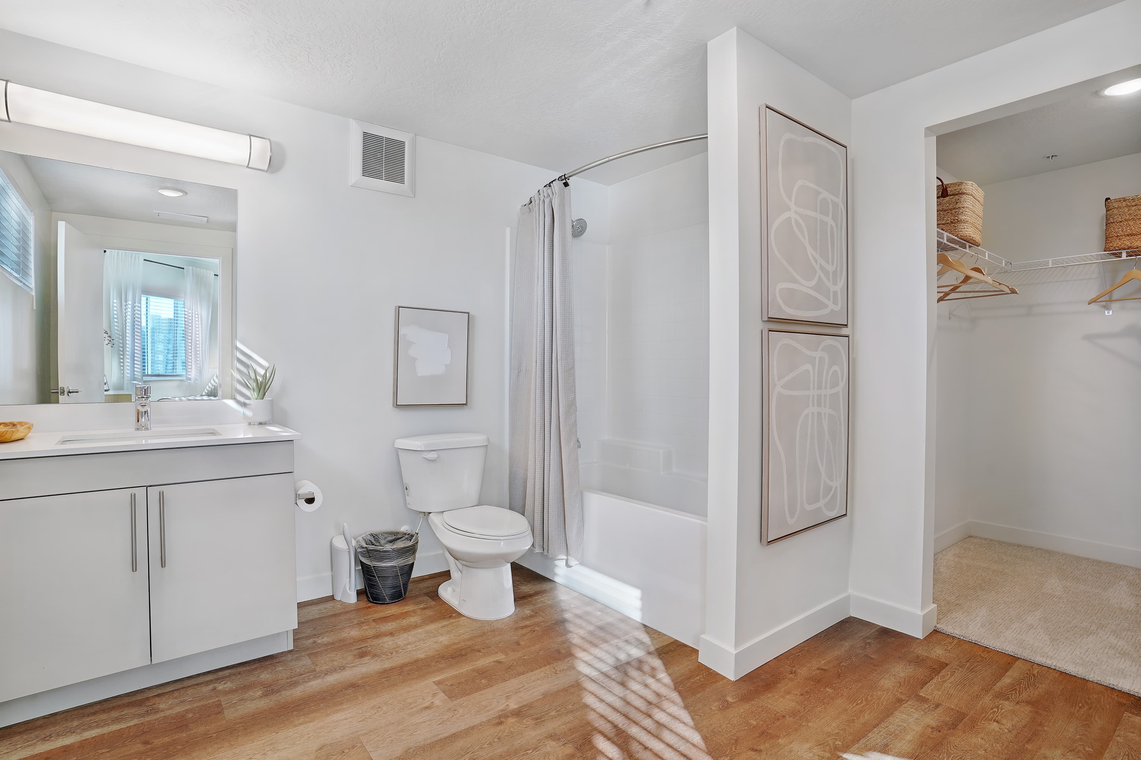 Draper Apartment: 12358 S Pony Express Rd