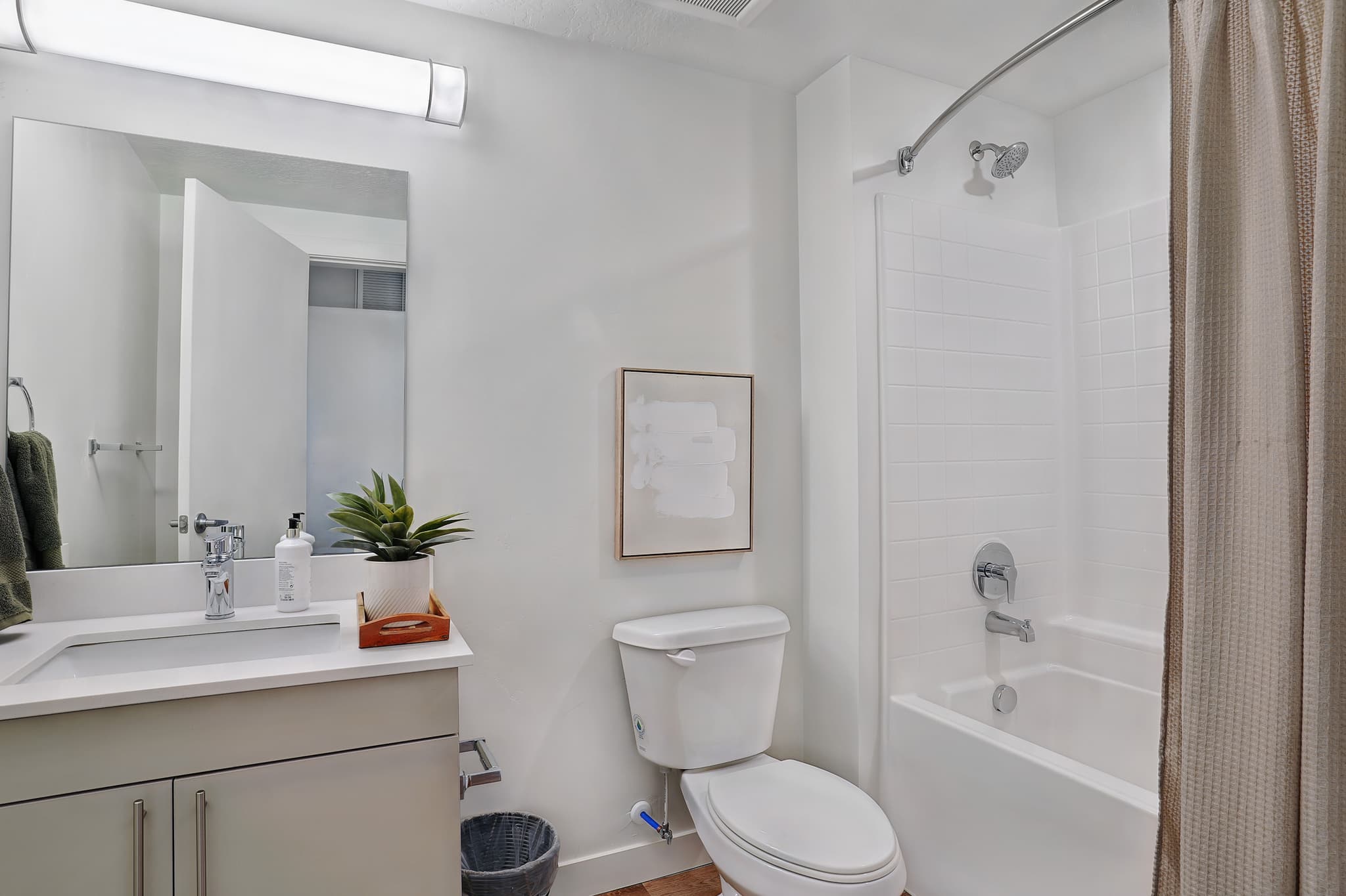 Draper Apartment: 12358 S Pony Express Rd