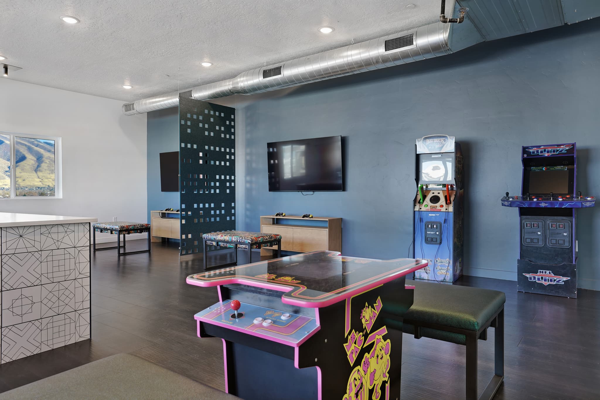 Draper Apartment: 12358 S Pony Express Rd