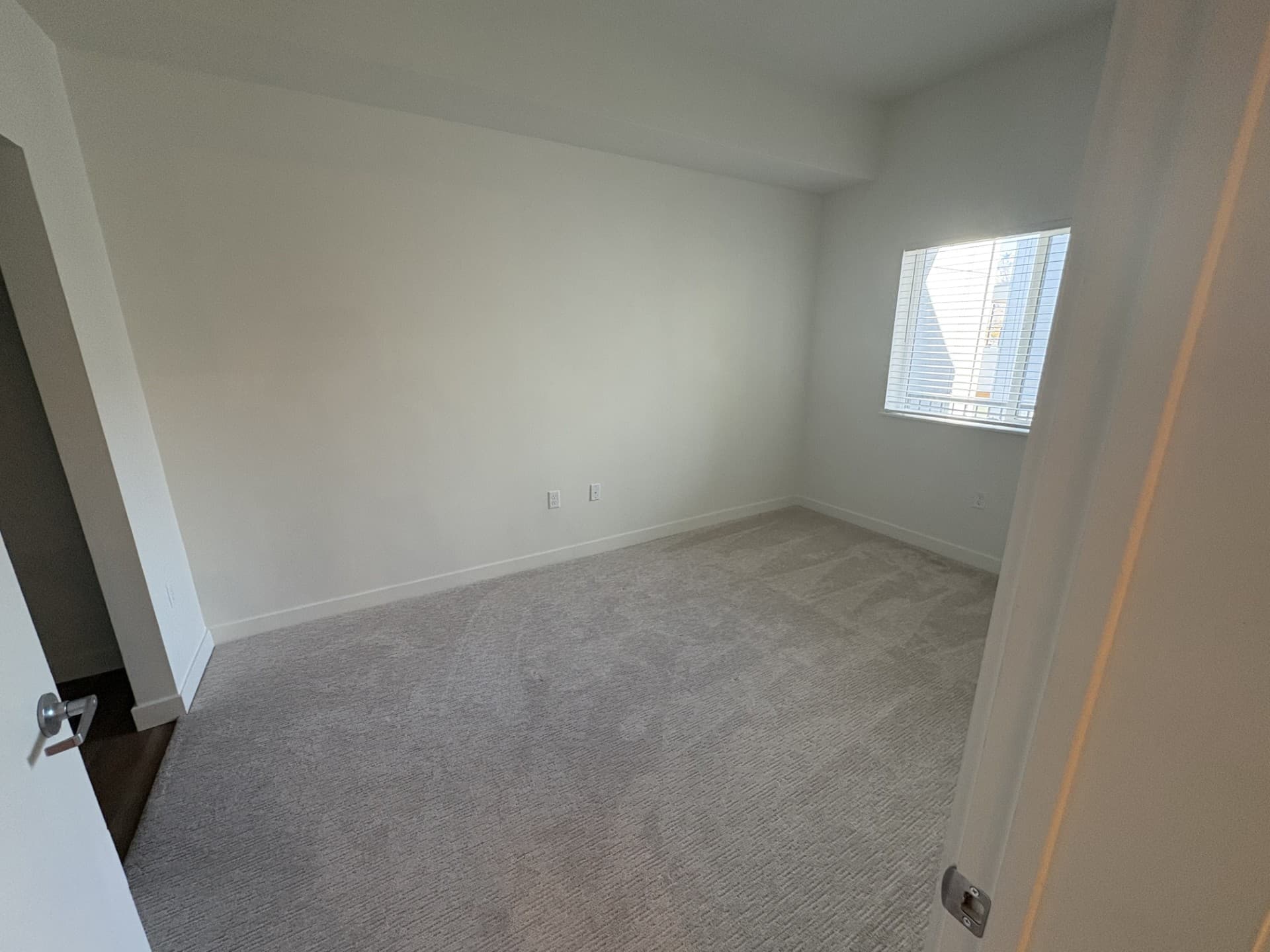 Draper Apartment: 12358 S Pony Express Rd