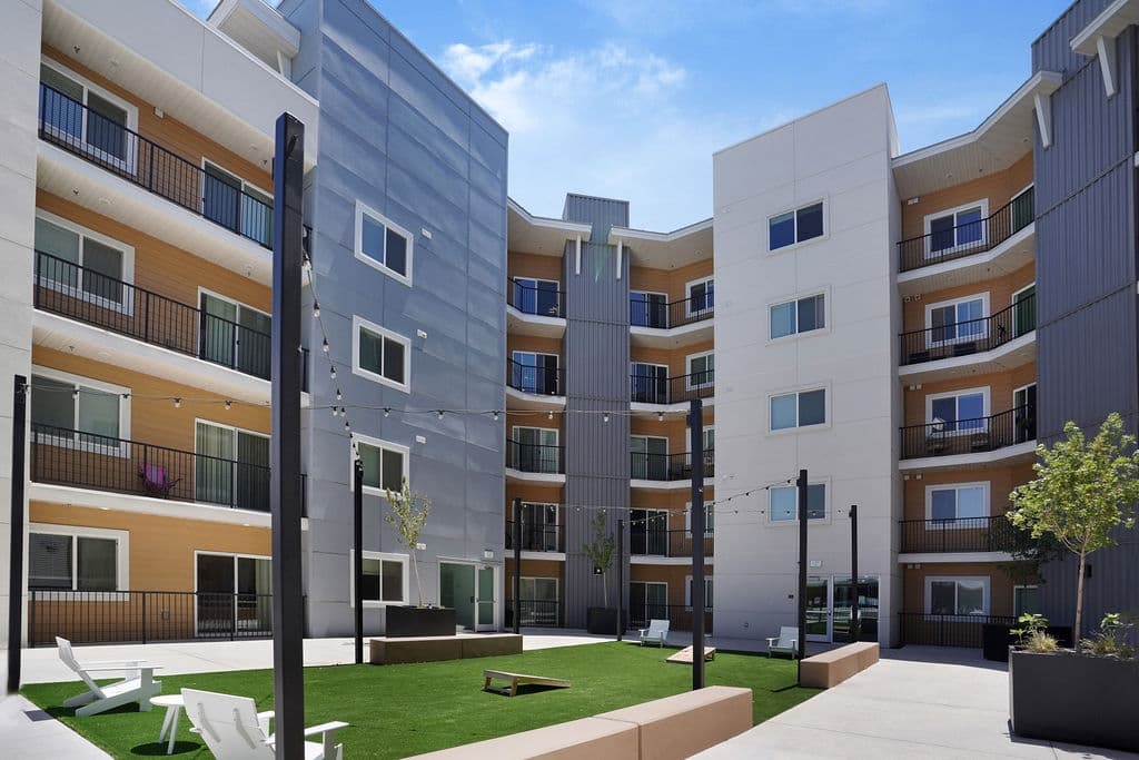 Draper Apartment: 12358 S Pony Express Rd