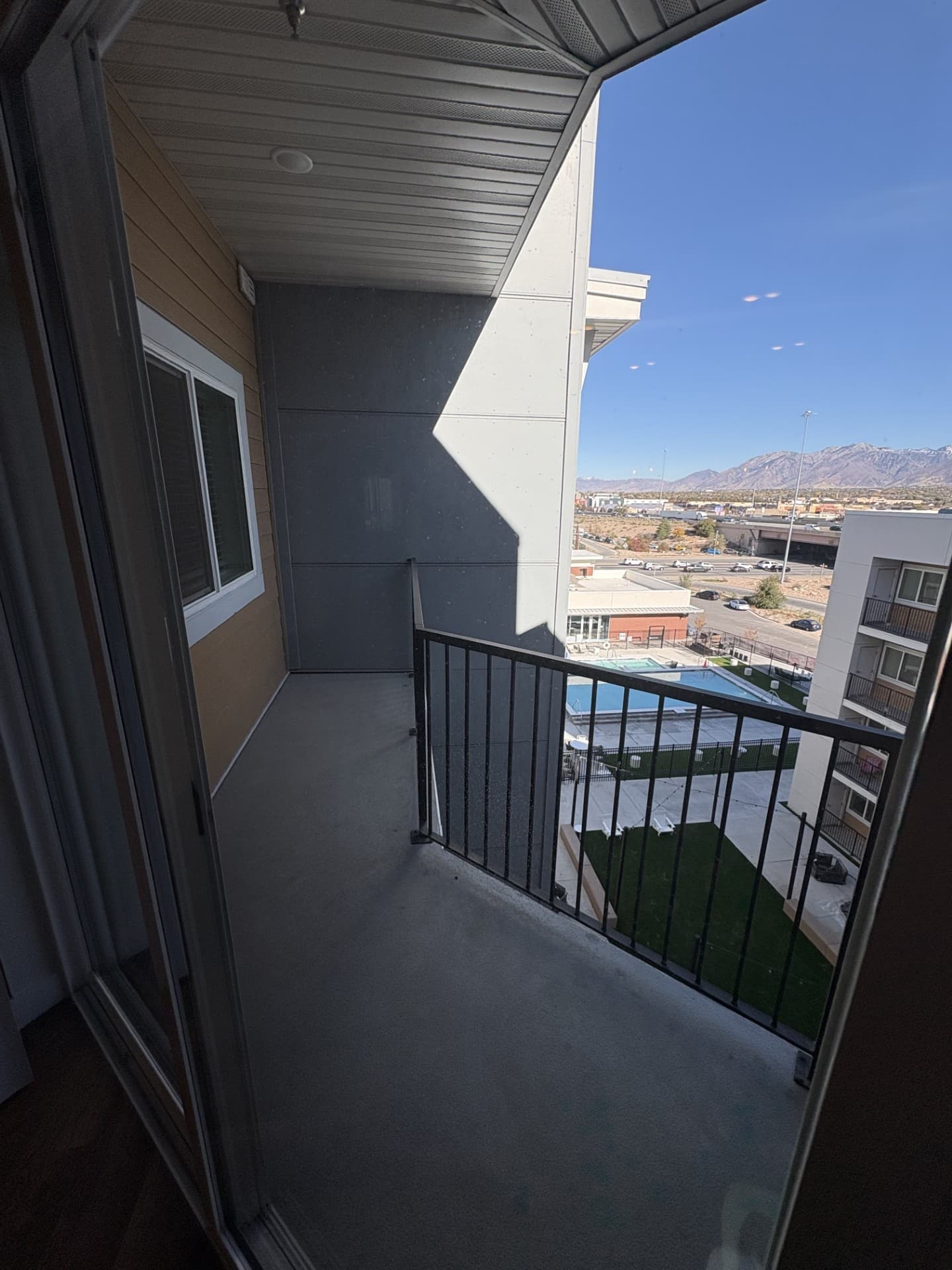 Draper Apartment: 12358 S Pony Express Rd