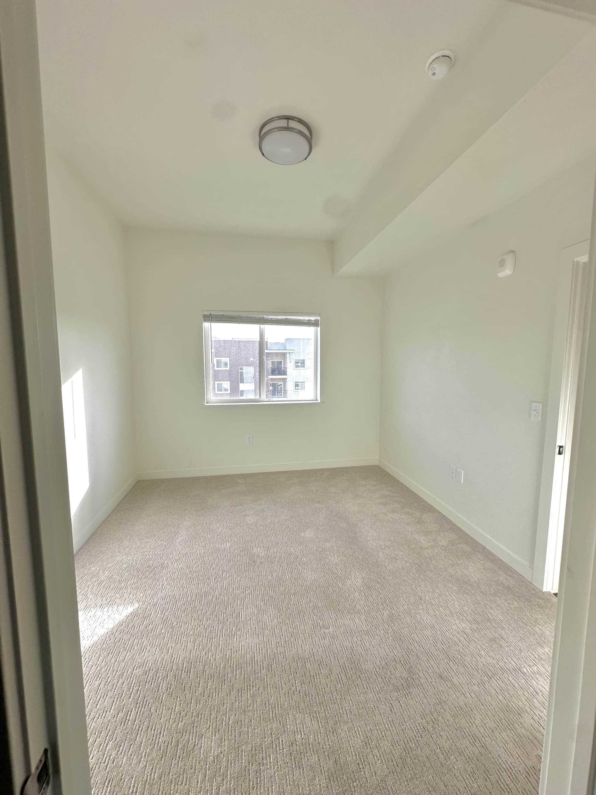 Draper Apartment: 12358 S Pony Express Rd