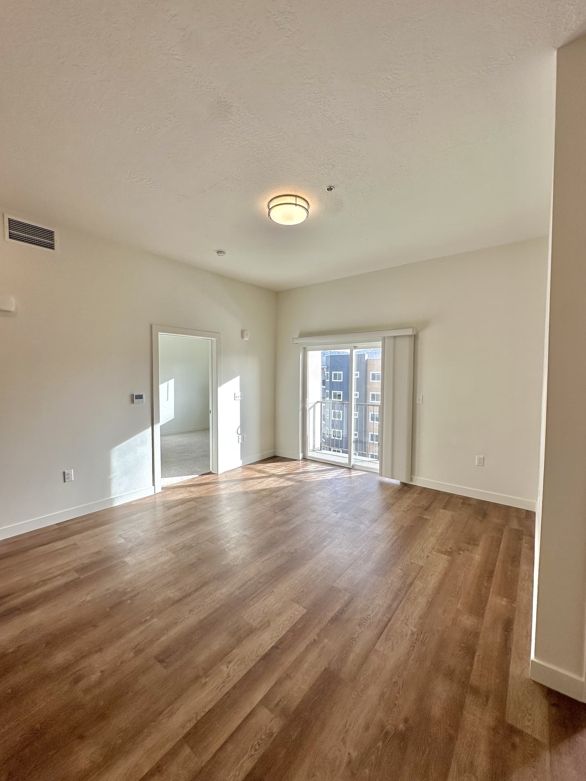 Draper Apartment: 12358 S Pony Express Rd