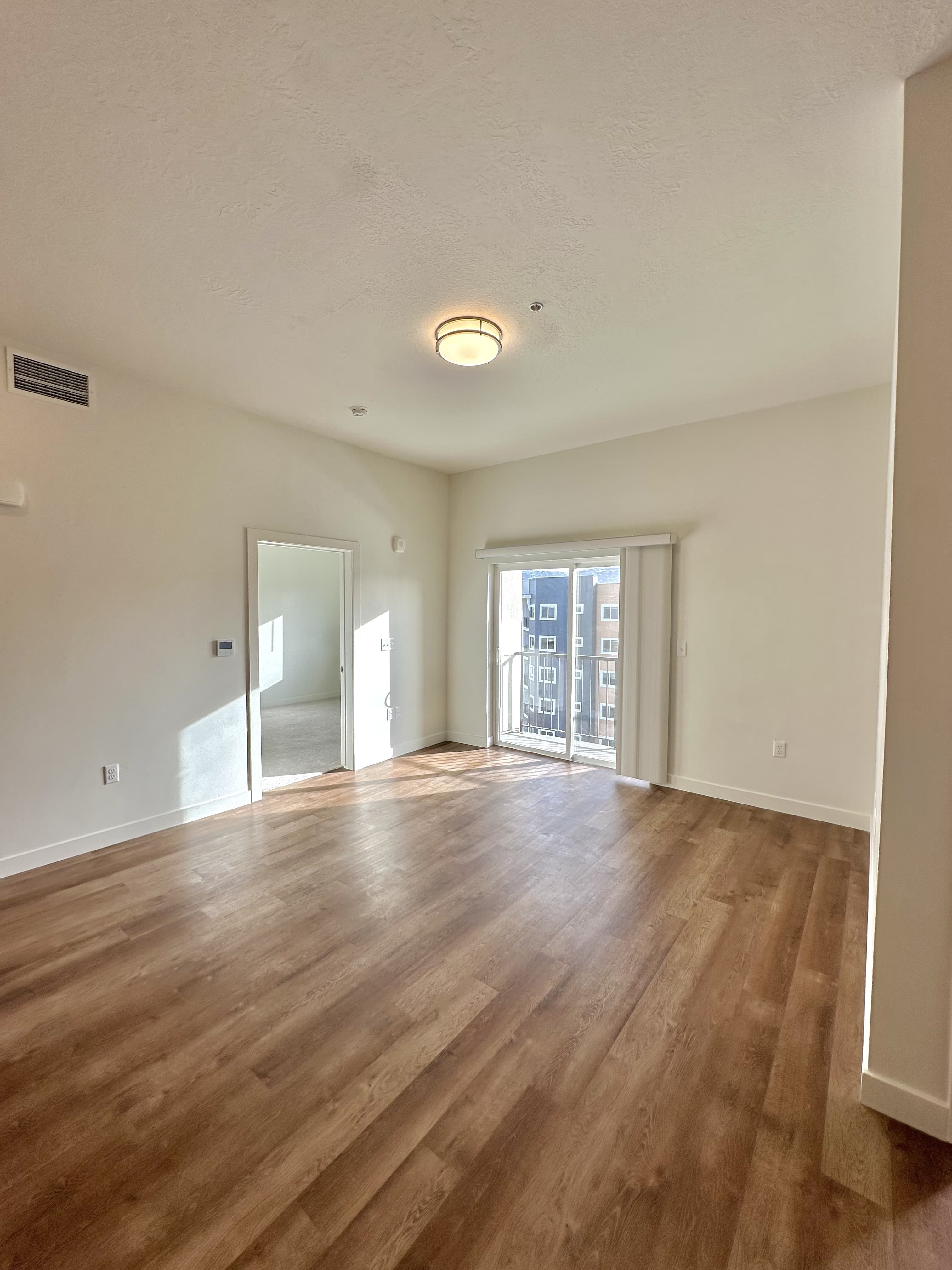 Draper Apartment: 12358 S Pony Express Rd