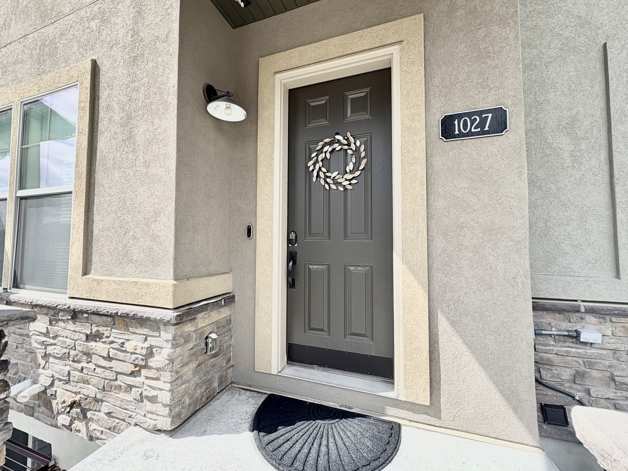 Kamas Townhome: 1027 W Wasatch Spring Rd