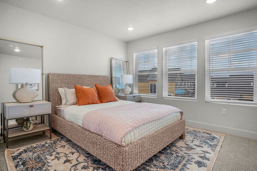 Highland Townhome: 9712 N Benton Ln