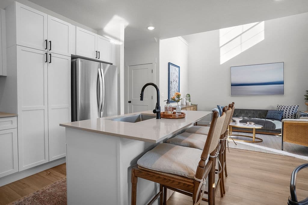 Highland Townhome: 9712 N Benton Ln