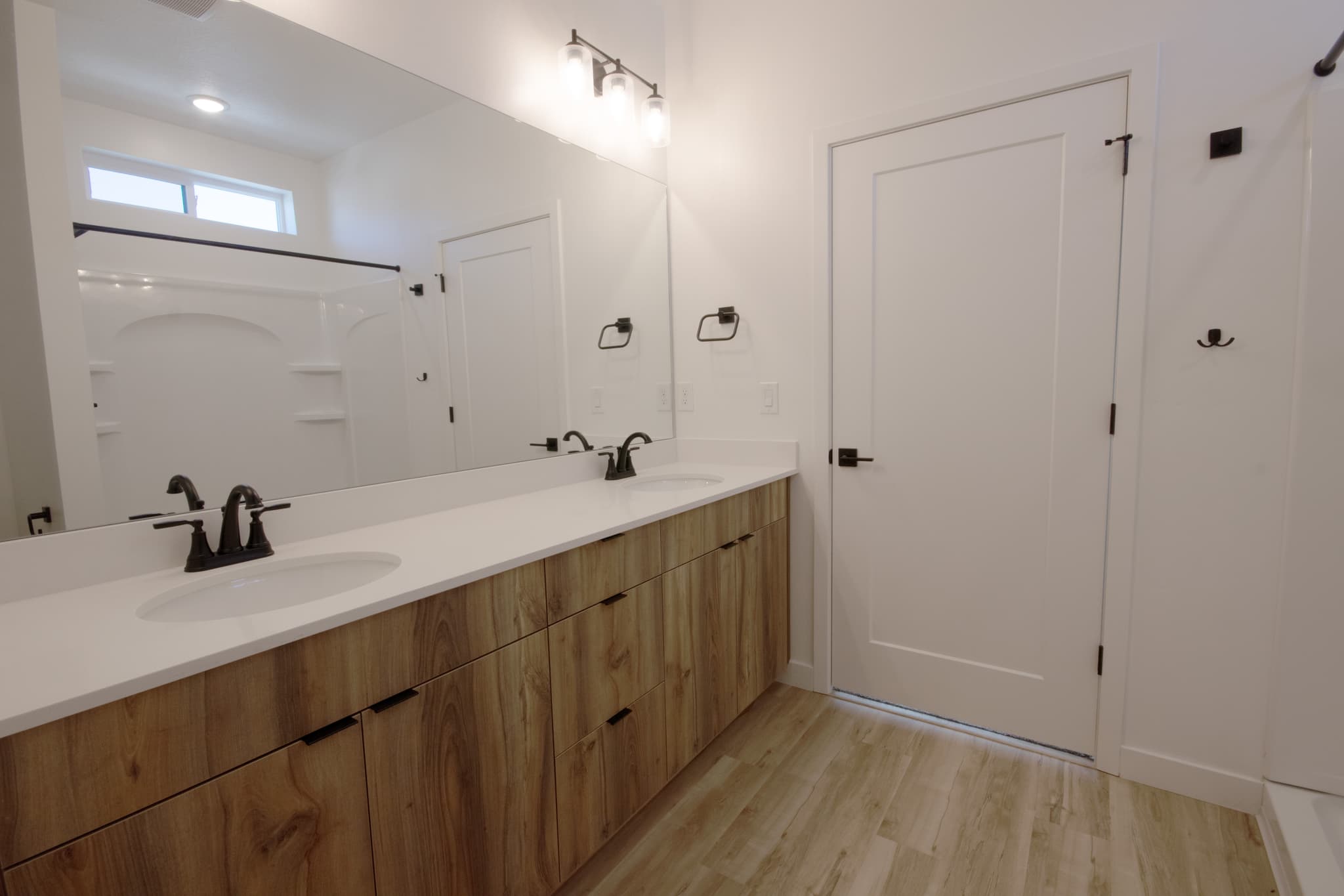 Provo Apartment: 2340 N 400 W