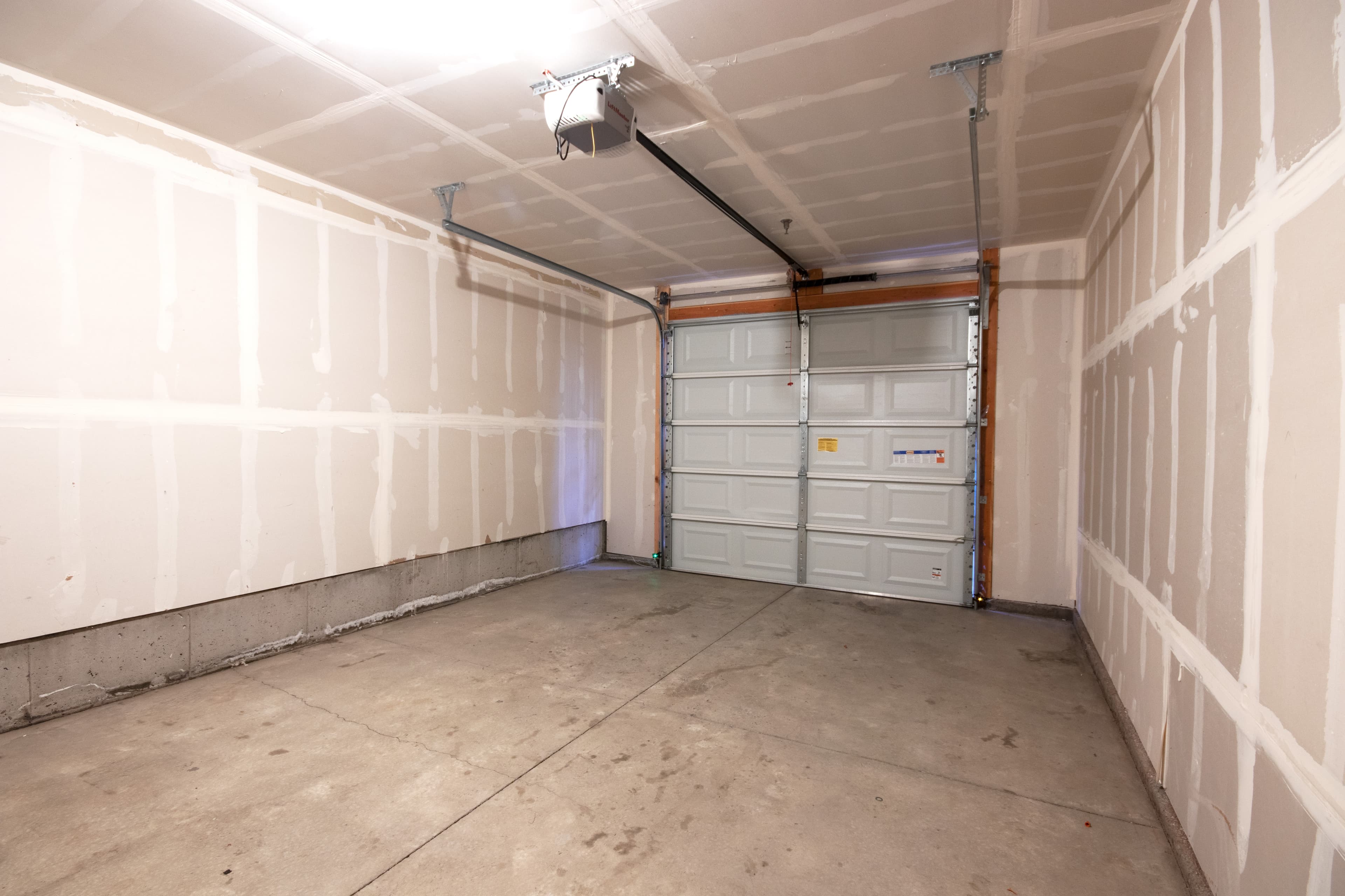 Provo Apartment: 2340 N 400 W