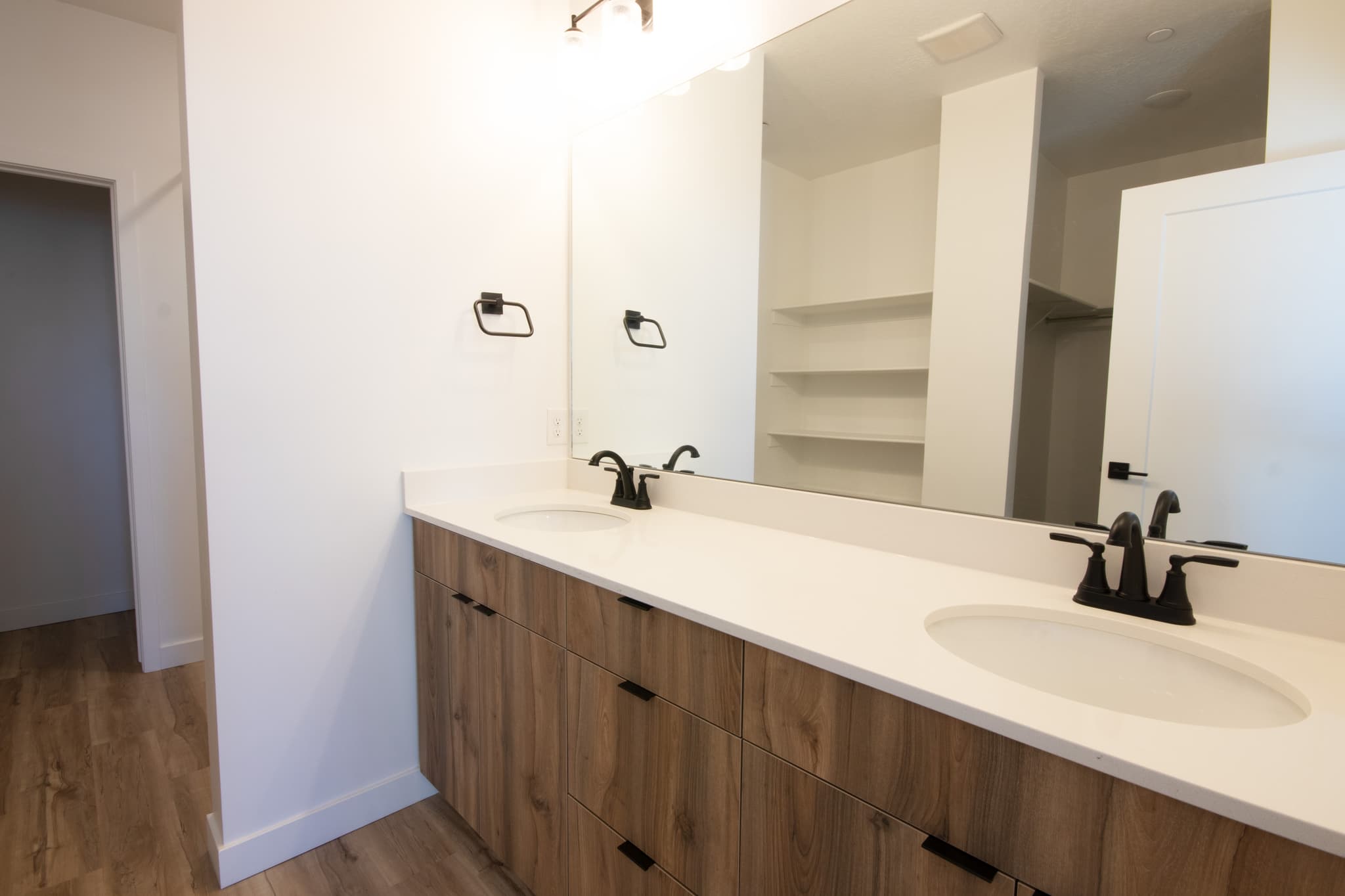 Provo Apartment: 2340 N 400 W