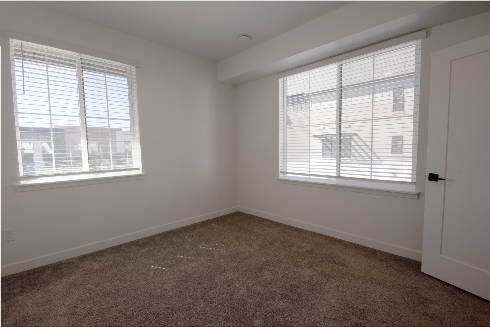 Provo Apartment: 2340 N 400 W