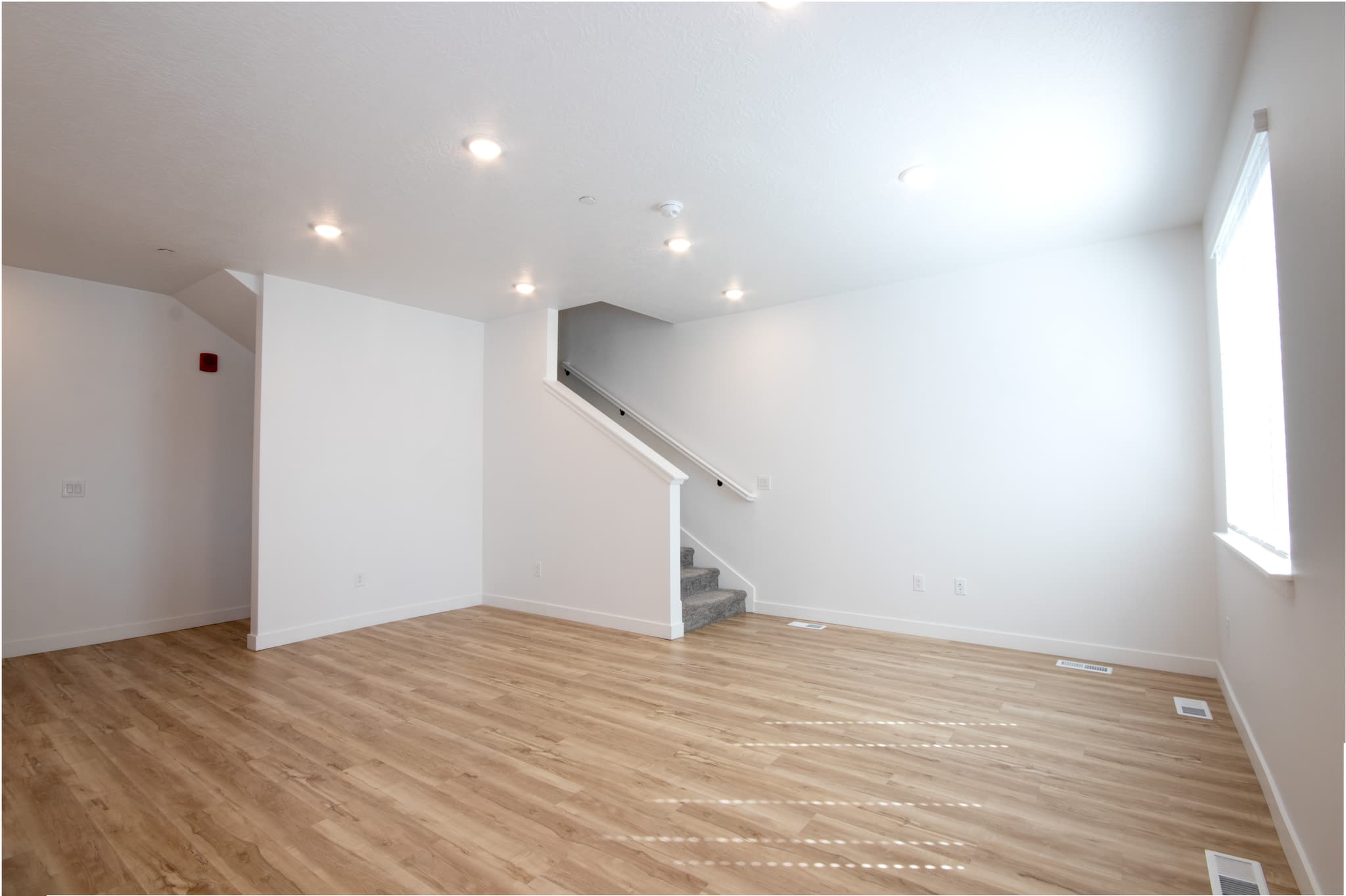 Provo Apartment: 2340 N 400 W