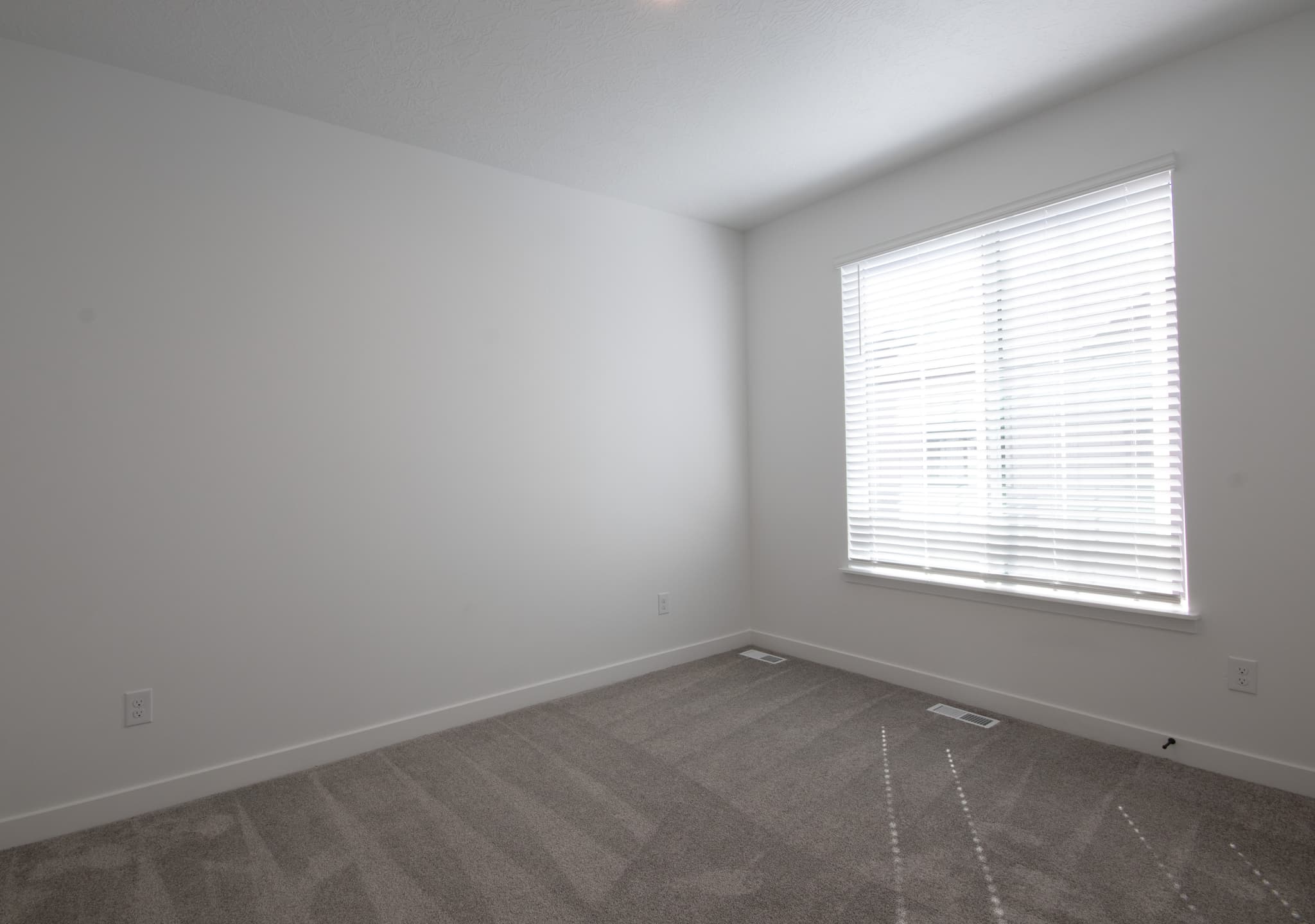 Provo Apartment: 2340 N 400 W