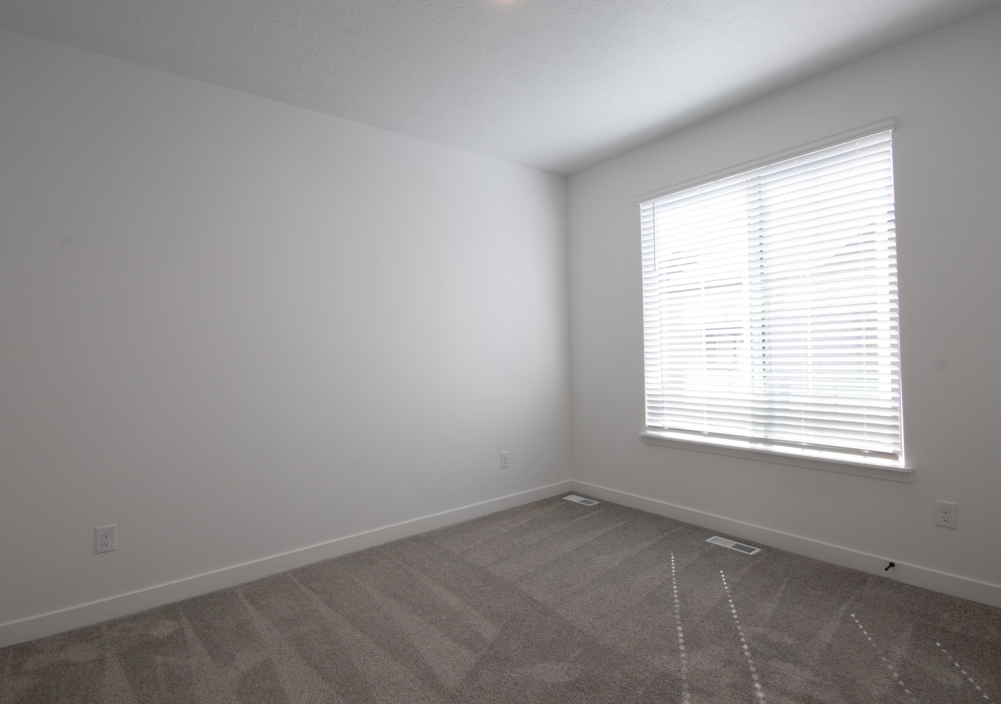 Provo Apartment: 2340 N 400 W