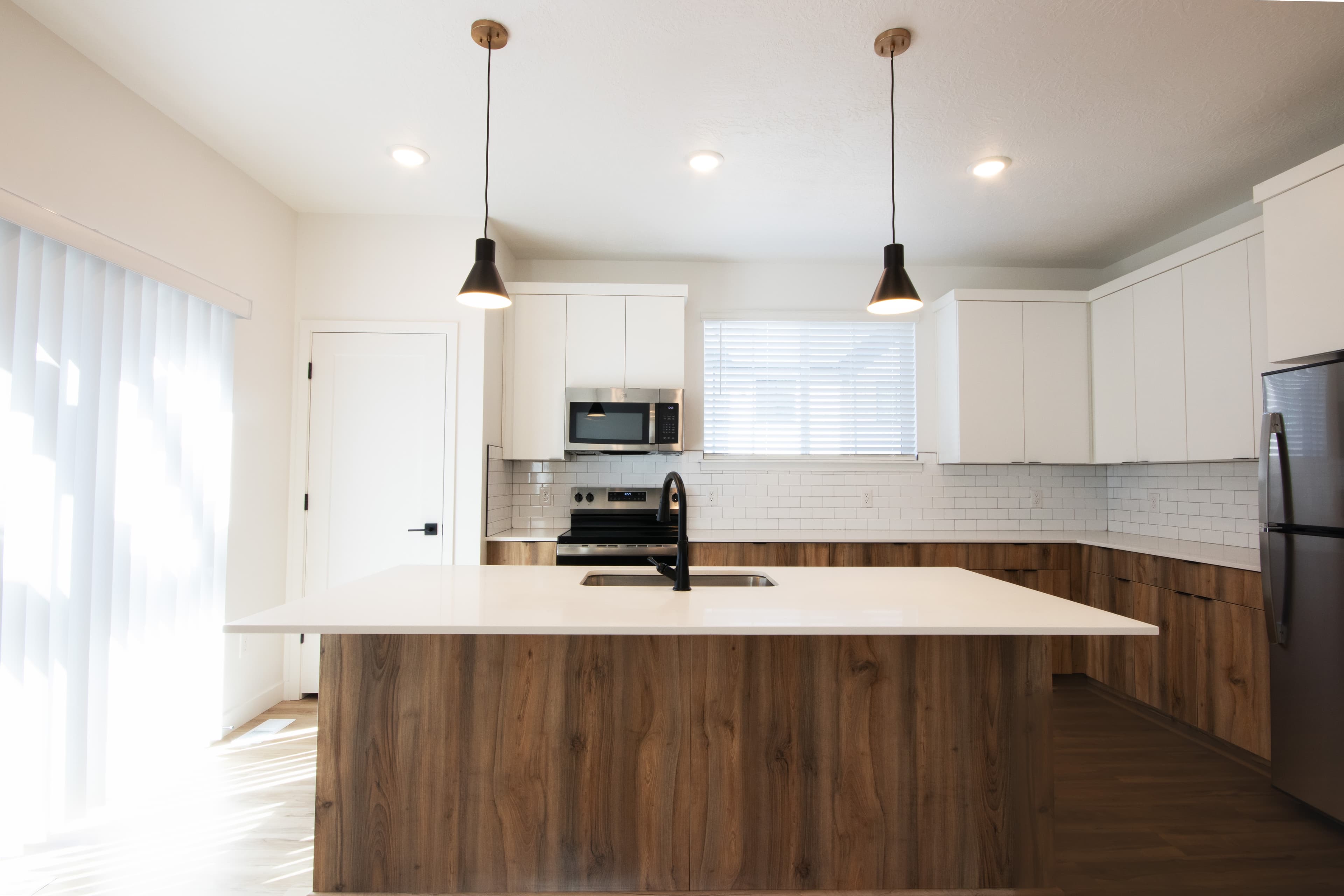 Provo Apartment: 2340 N 400 W