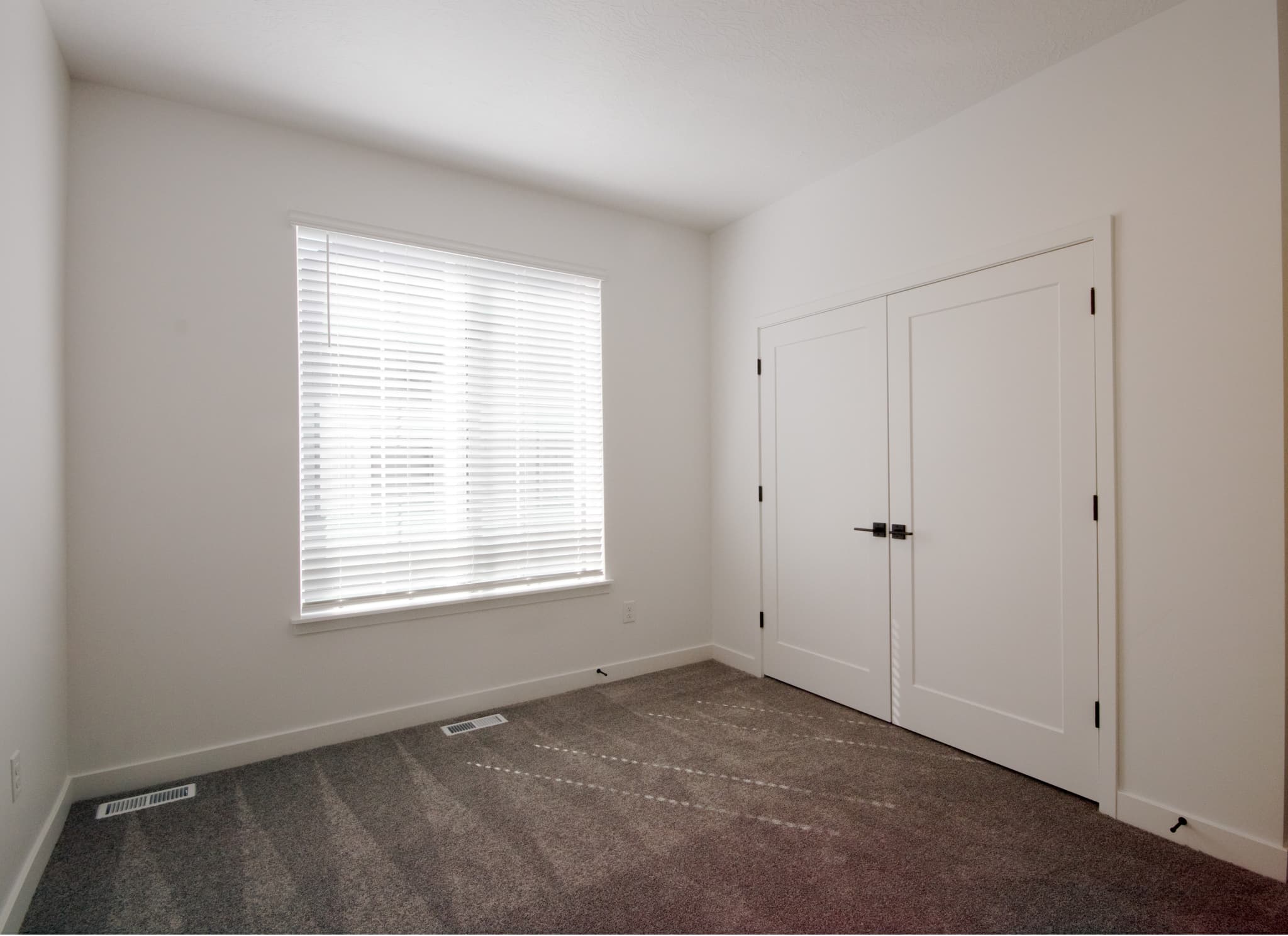 Provo Apartment: 2340 N 400 W