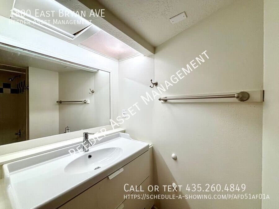 Salt Lake City House: 1800 E Bryan Ave