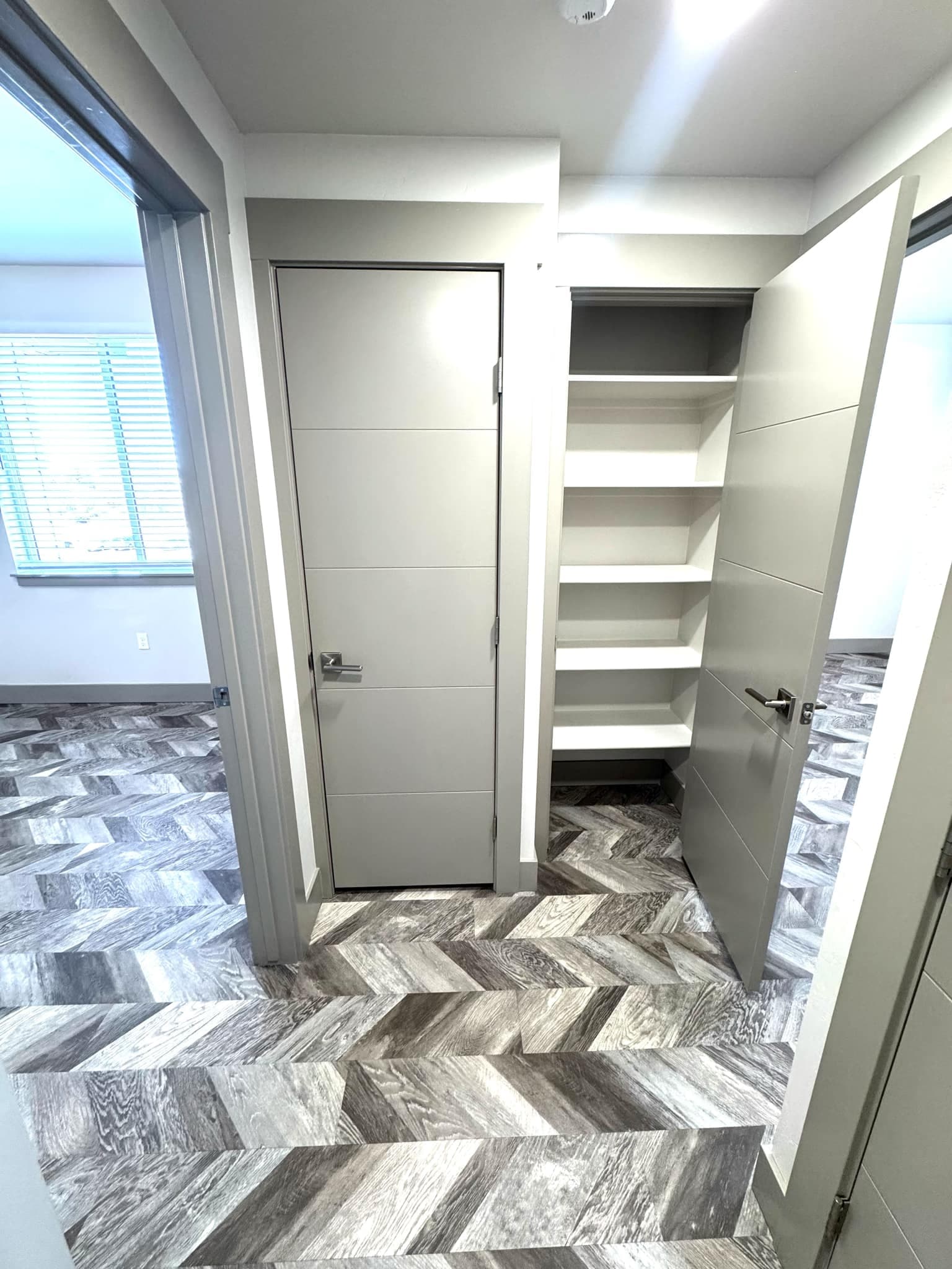 Idaho Falls Apartment: 1889 W Broadway St