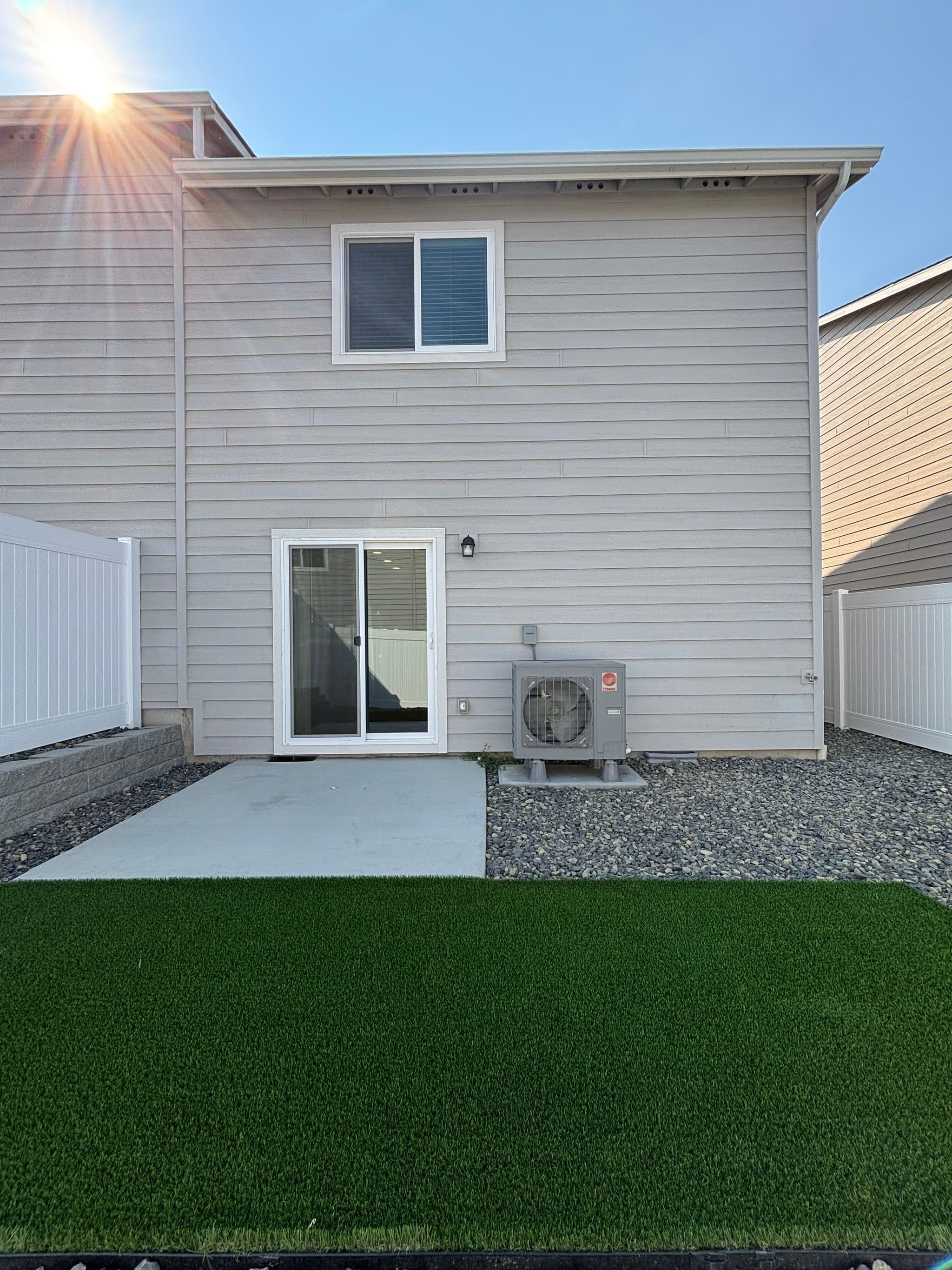 Kennewick House: 3735 S Roosevelt Pl