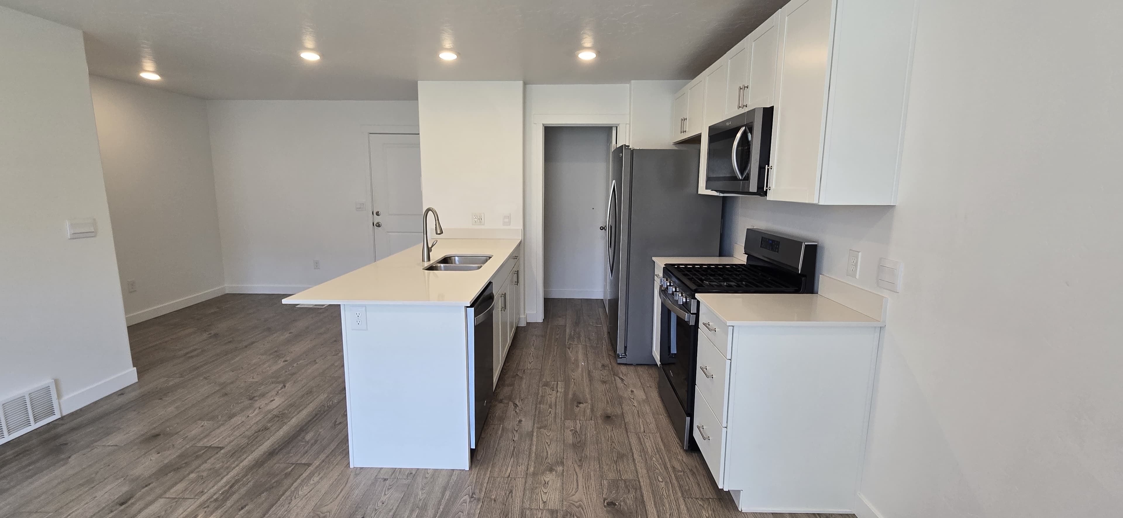 Santaquin Townhome: 1208 W Summit Ridge Pkwy