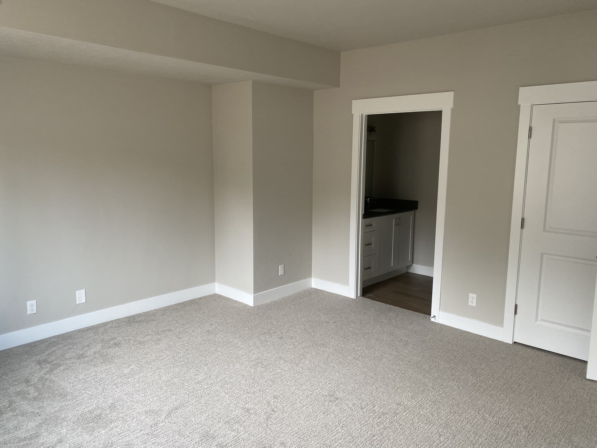 Provo Condo: 5072 N University Ave