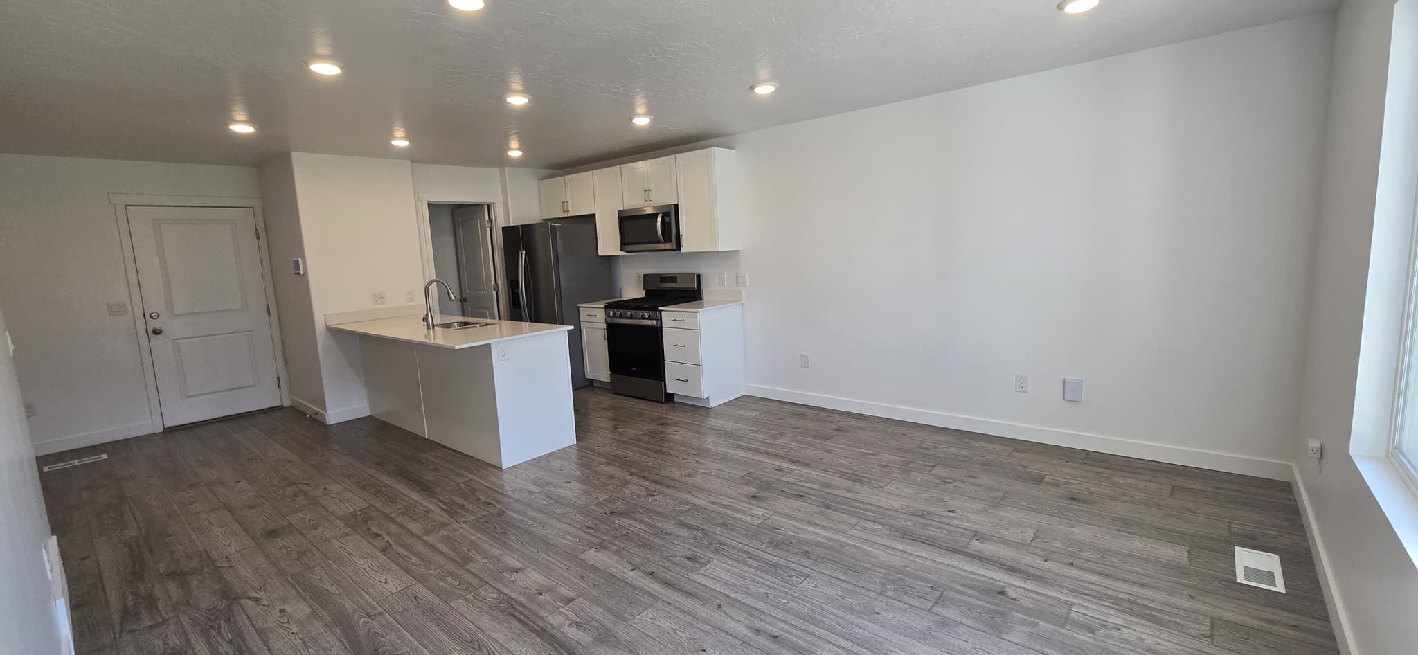 Santaquin Townhome: 1208 W Summit Ridge Pkwy