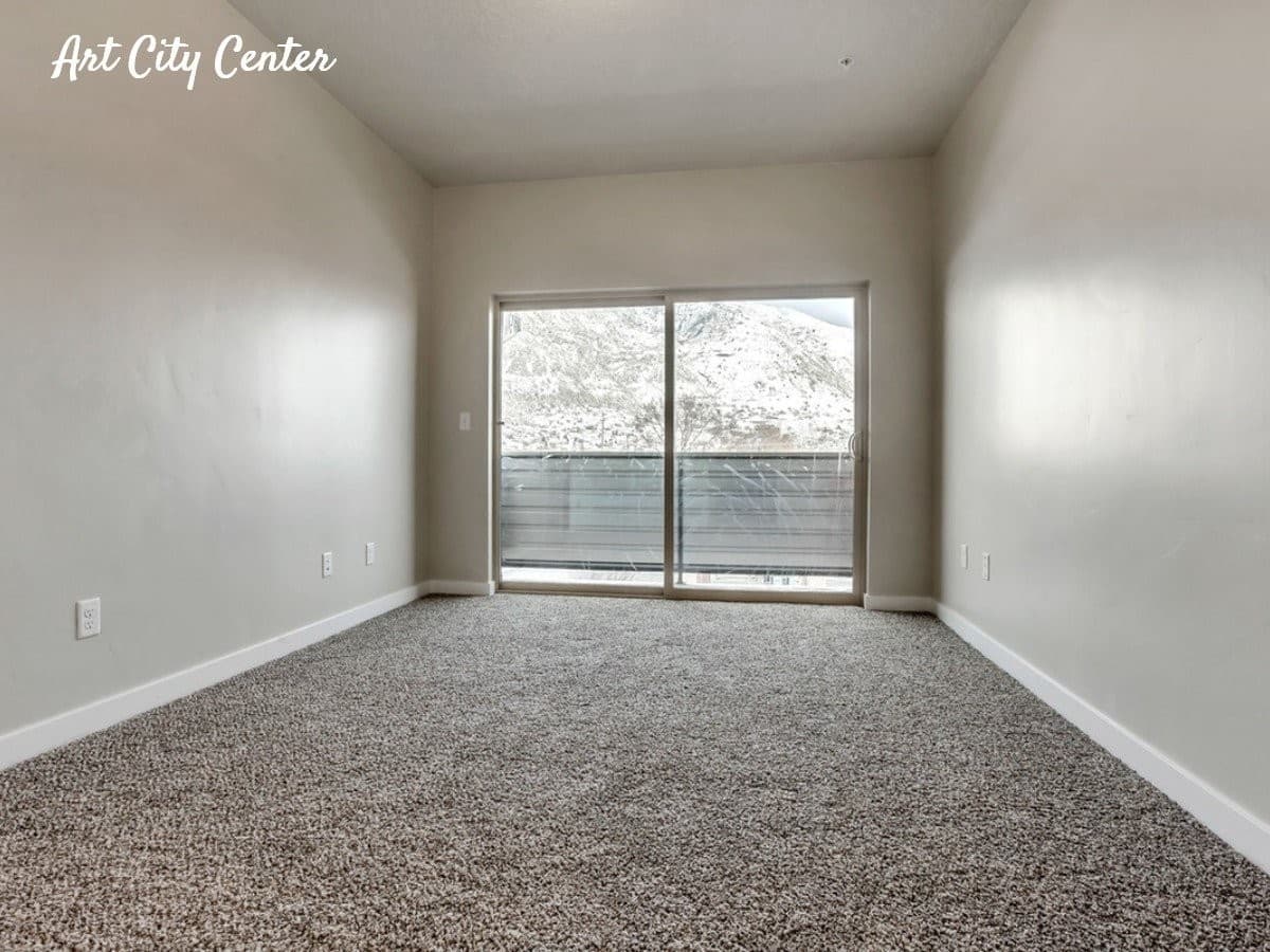 Springville Apartment: 79 W 900 N