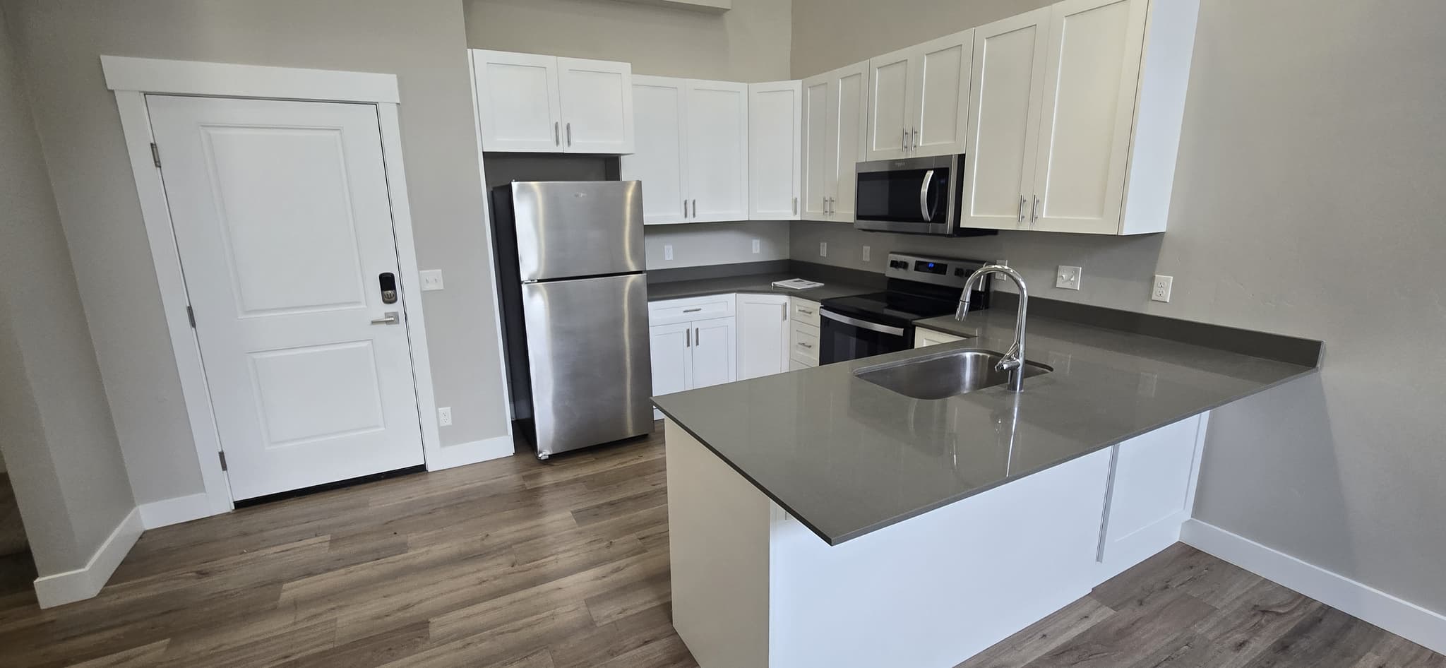Provo Condo: 5072 N University Ave