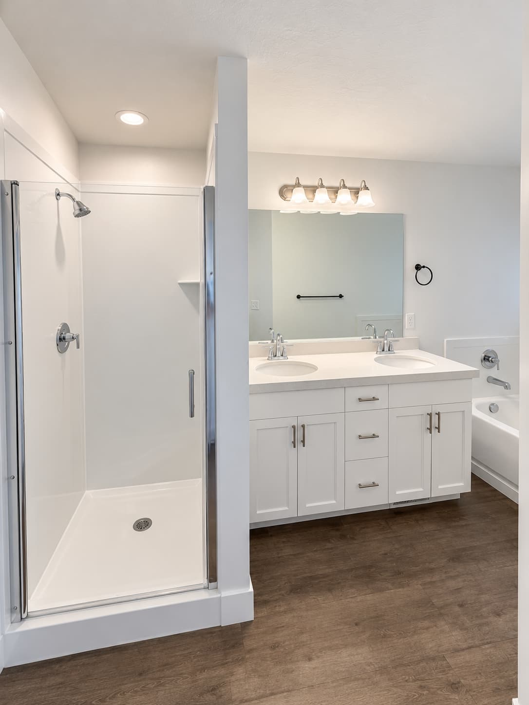 Eagle Mountain House: 4821 E Breezy Patch Rd