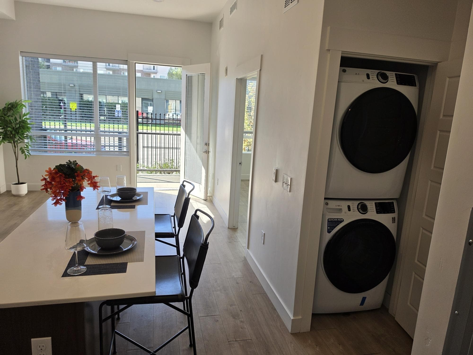 Salt Lake City Apartment: 1925 W North Temple