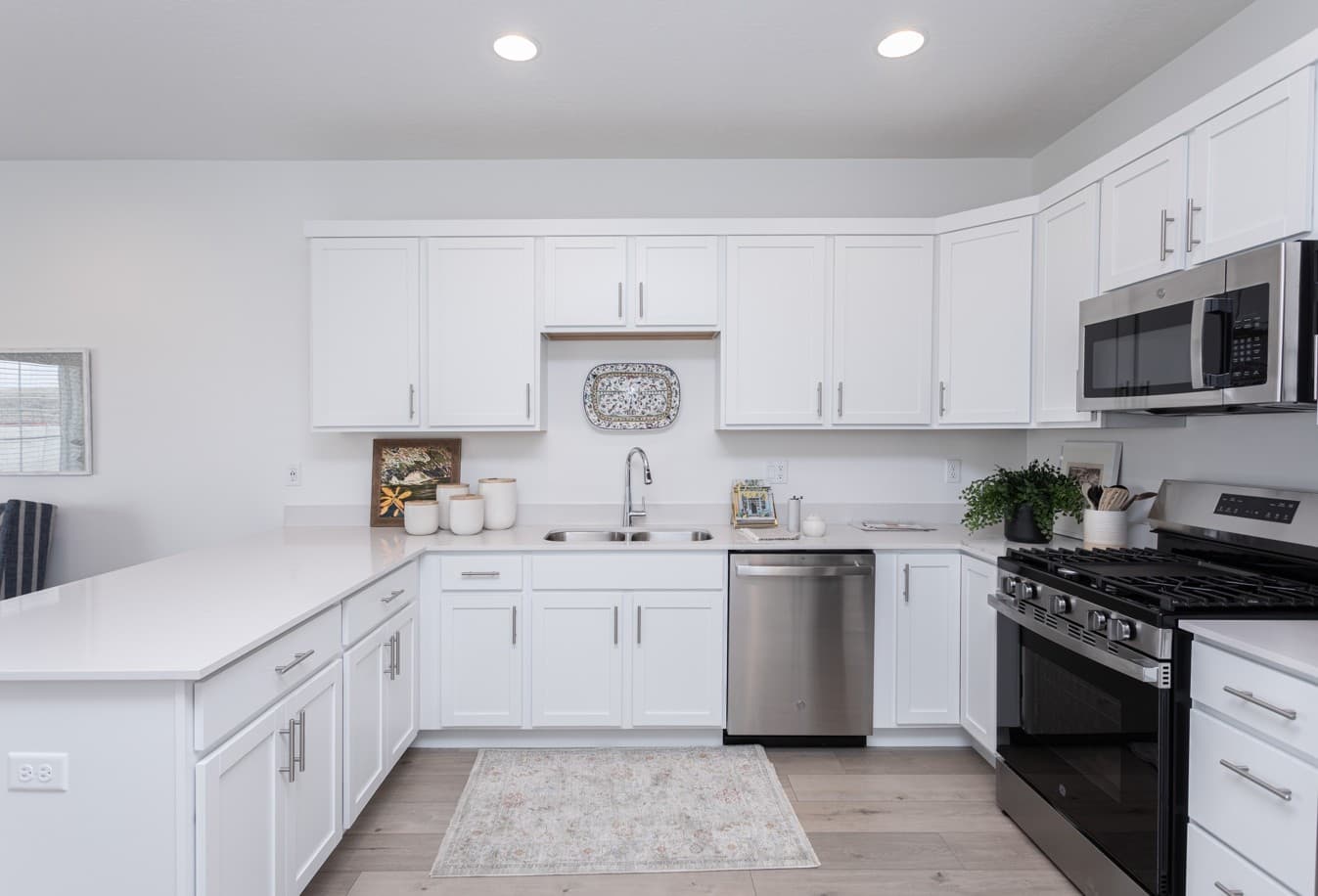 Magna Townhome: 2640 S Table Butte Way