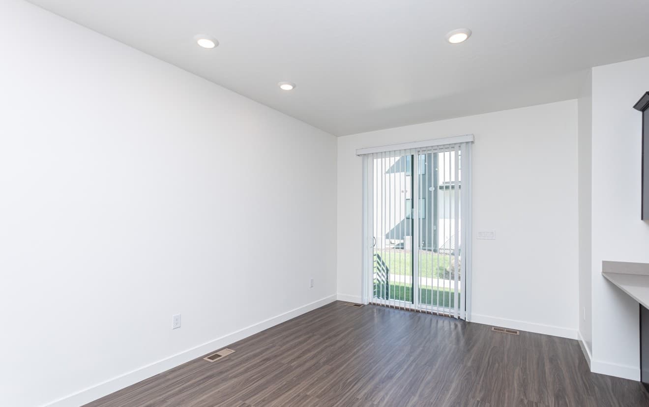 Lehi Townhome: 1848 W 700 S