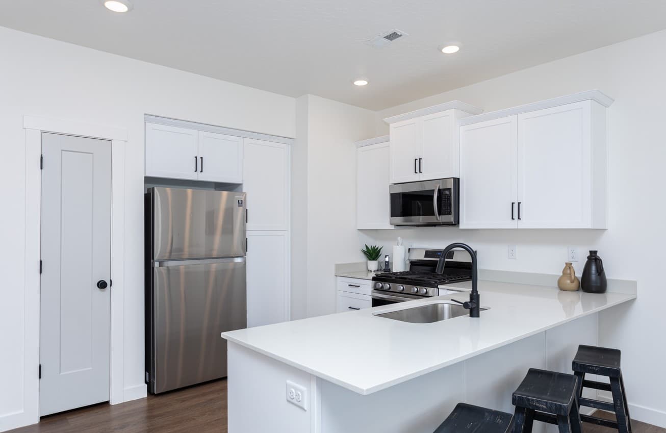 Lehi Townhome: 1848 W 700 S
